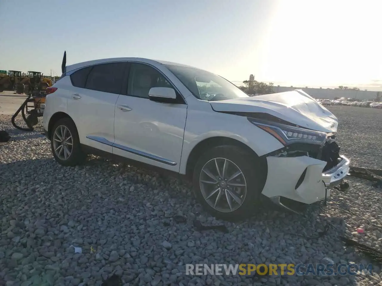 4 Photograph of a damaged car 5J8TC1H53NL002195 ACURA RDX 2022