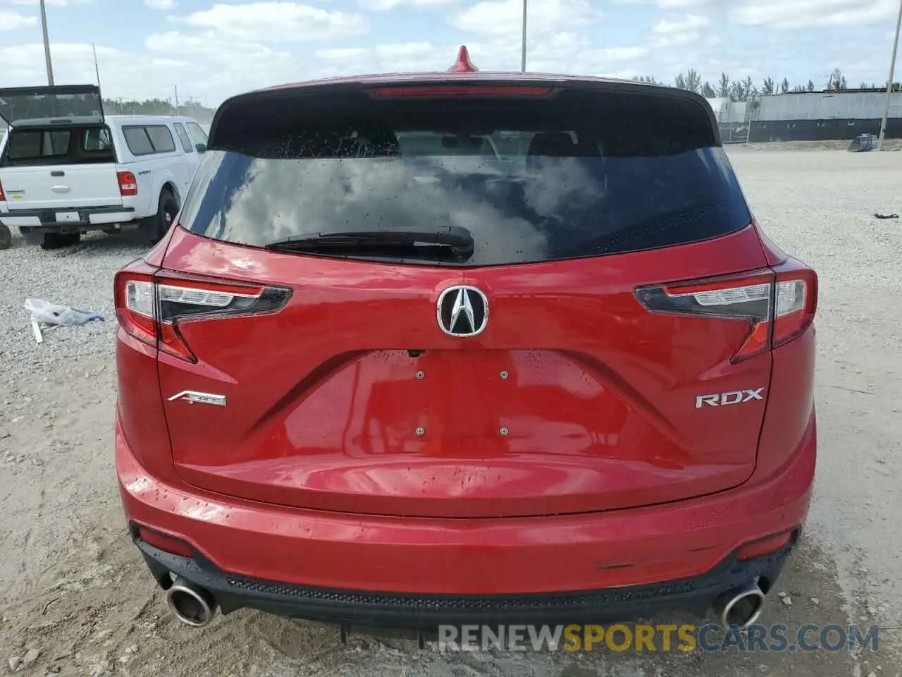 6 Photograph of a damaged car 5J8TC1H62NL002679 ACURA RDX 2022