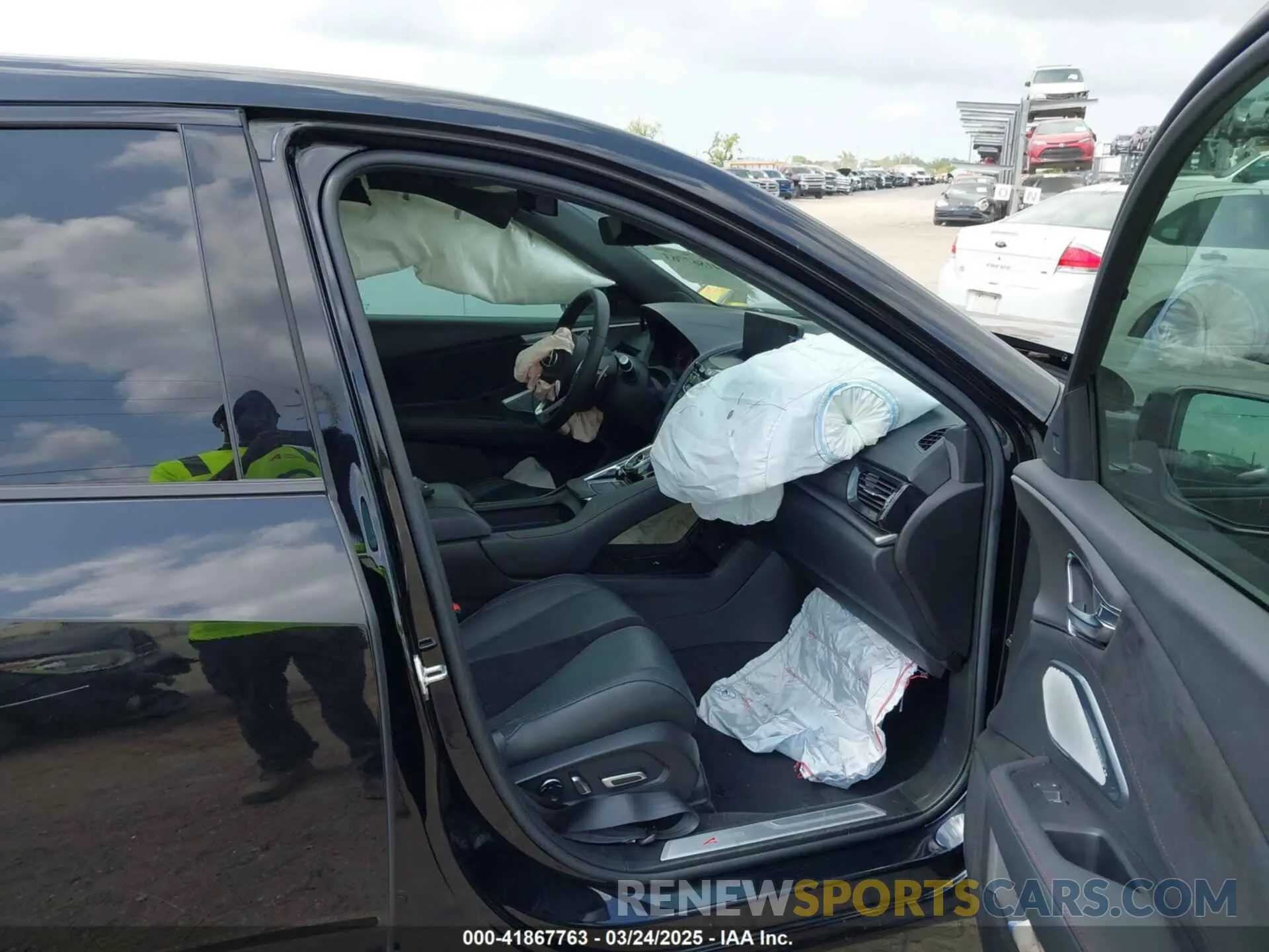 5 Photograph of a damaged car 5J8TC1H67NL003911 ACURA RDX 2022