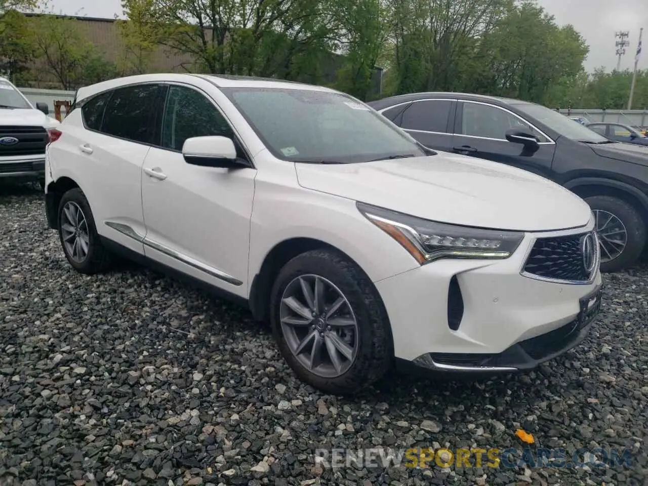 4 Photograph of a damaged car 5J8TC2H50NL017632 ACURA RDX 2022