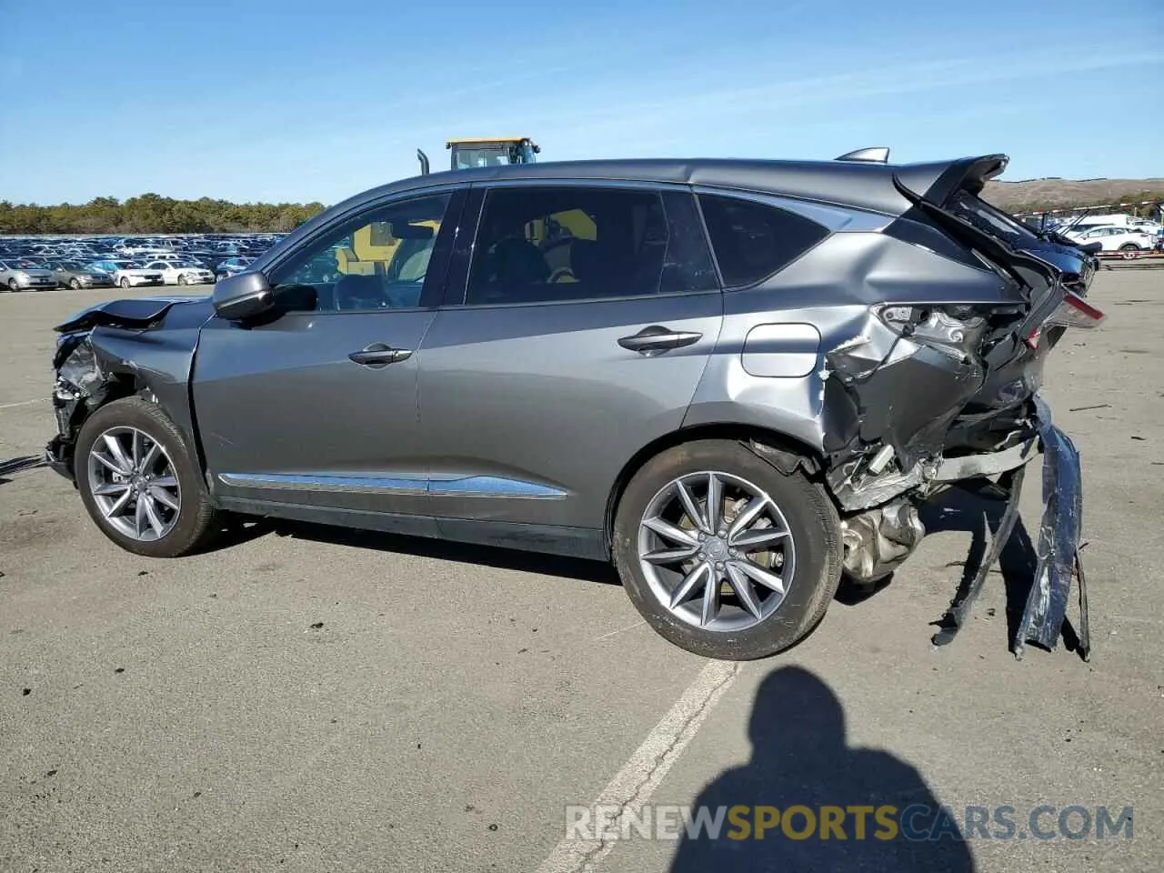 2 Photograph of a damaged car 5J8TC2H56NL010393 ACURA RDX 2022