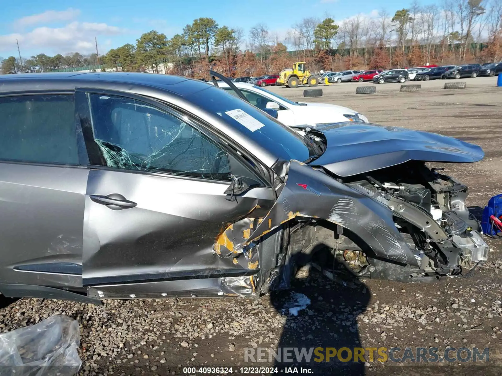 17 Photograph of a damaged car 5J8TC2H65NL008336 ACURA RDX 2022