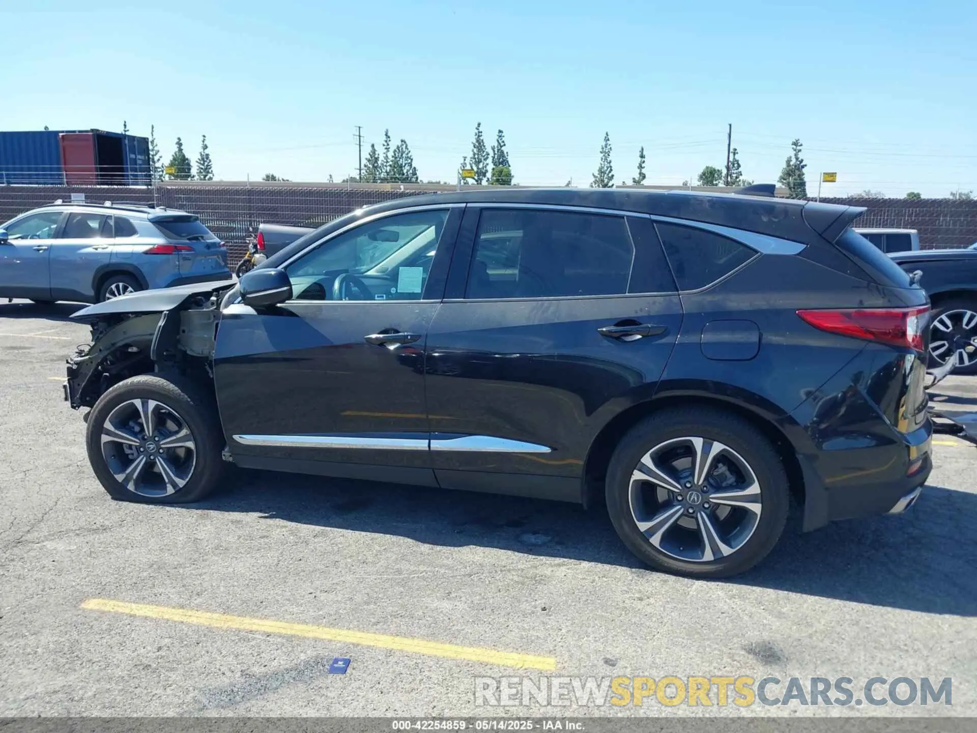 14 Photograph of a damaged car 5J8TC2H75NL014257 ACURA RDX 2022