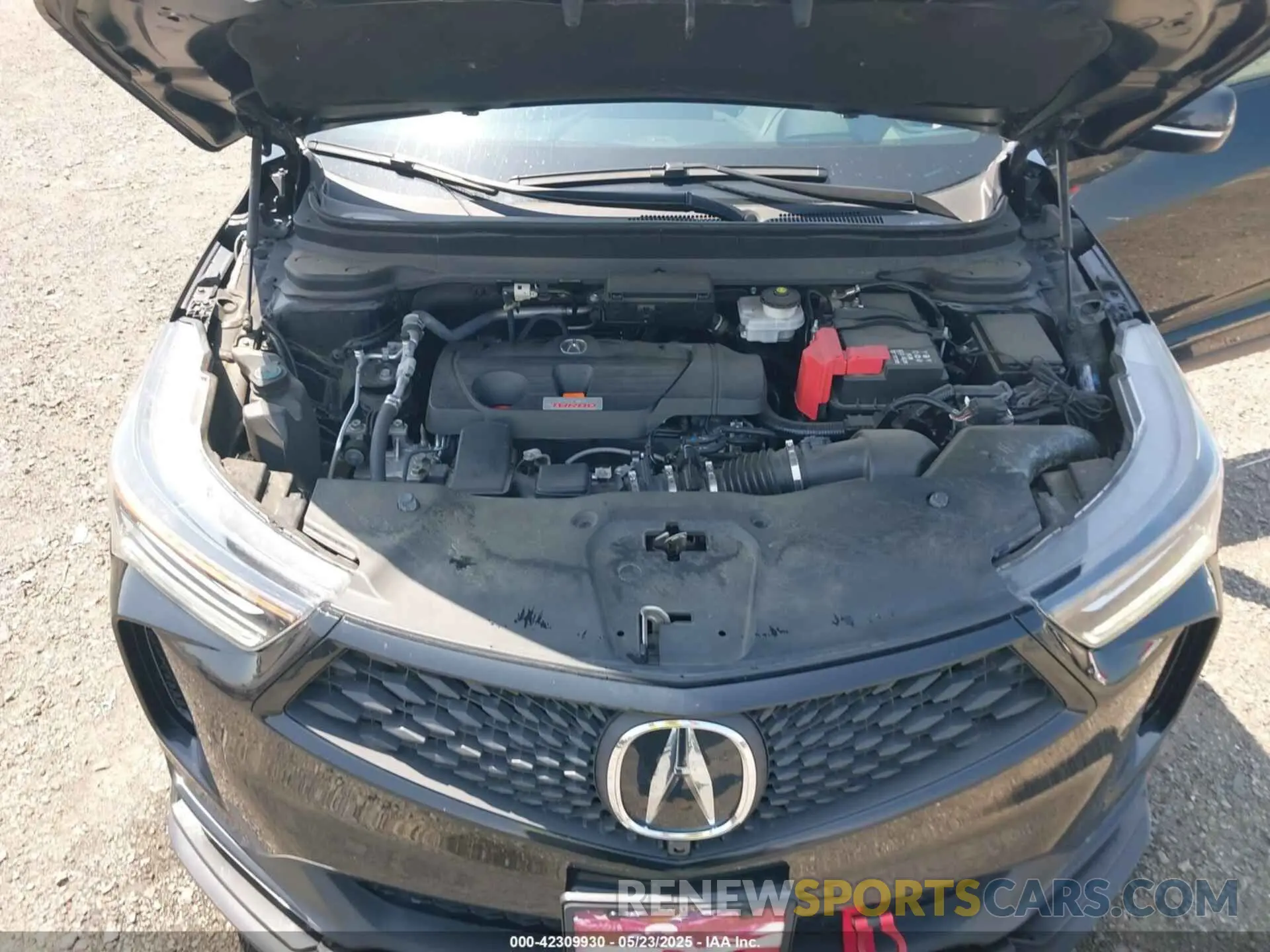 10 Photograph of a damaged car 5J8TC2H81NL001126 ACURA RDX 2022