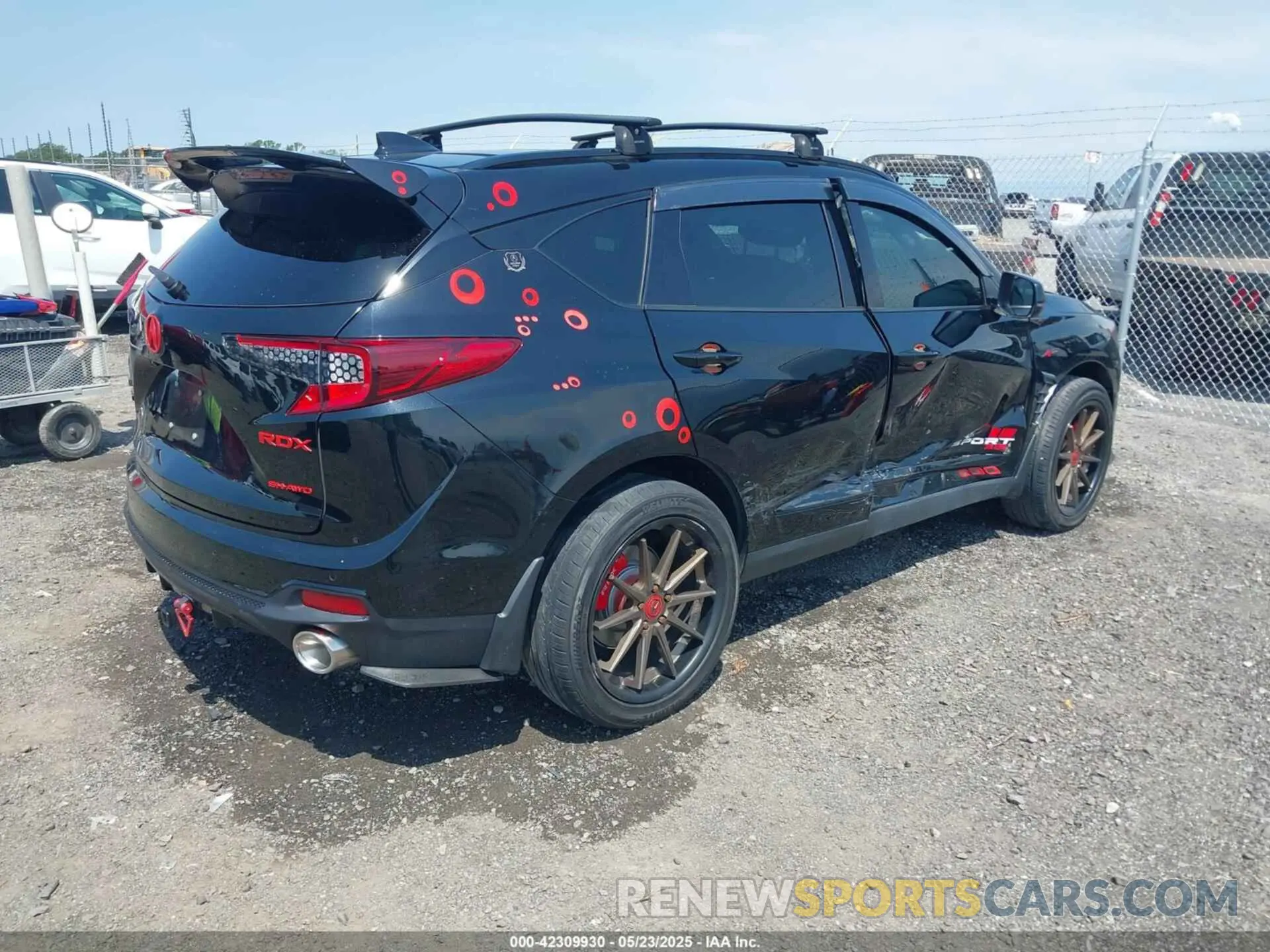 4 Photograph of a damaged car 5J8TC2H81NL001126 ACURA RDX 2022