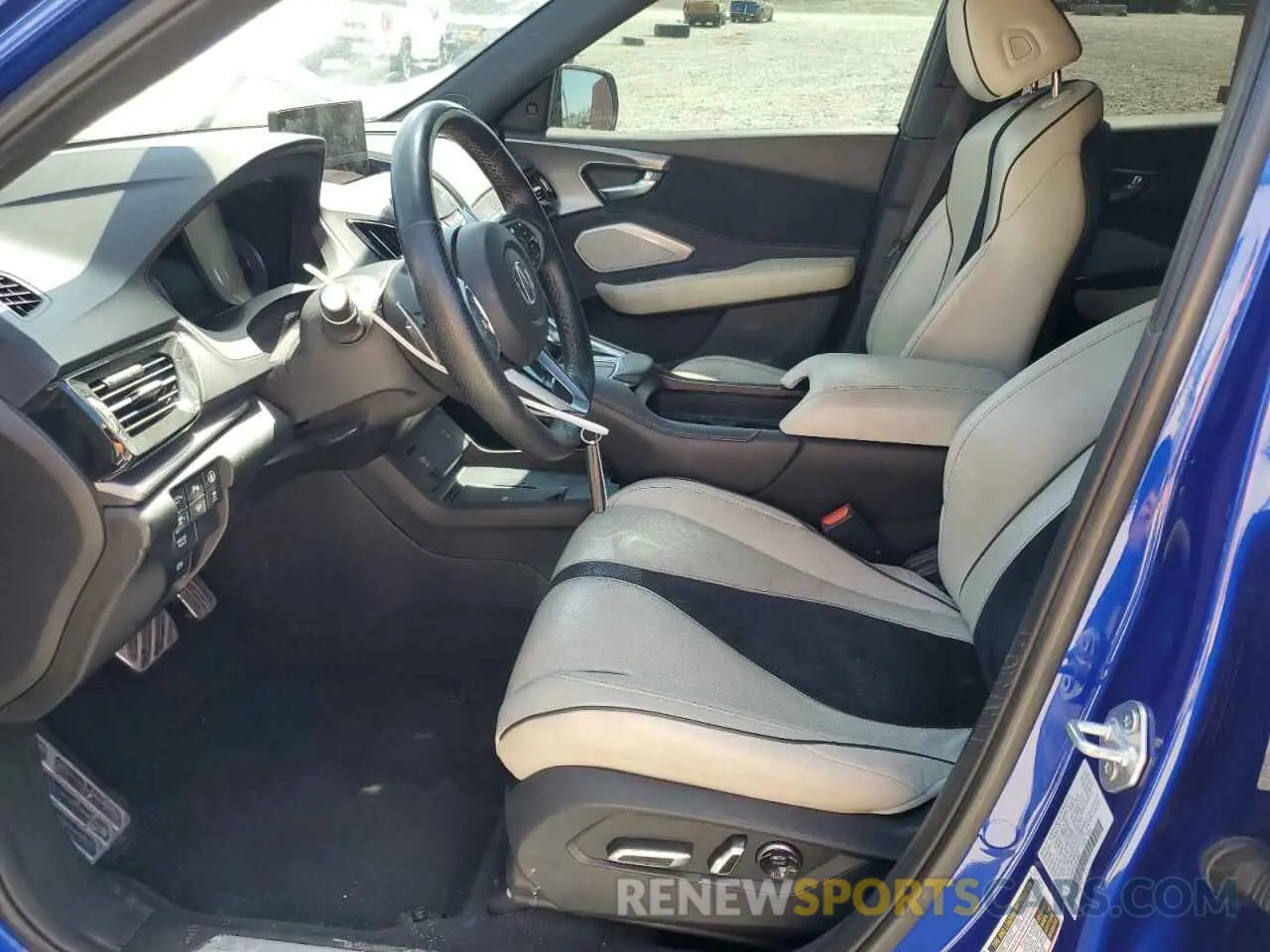 7 Photograph of a damaged car 5J8TC2H85NL007852 ACURA RDX 2022