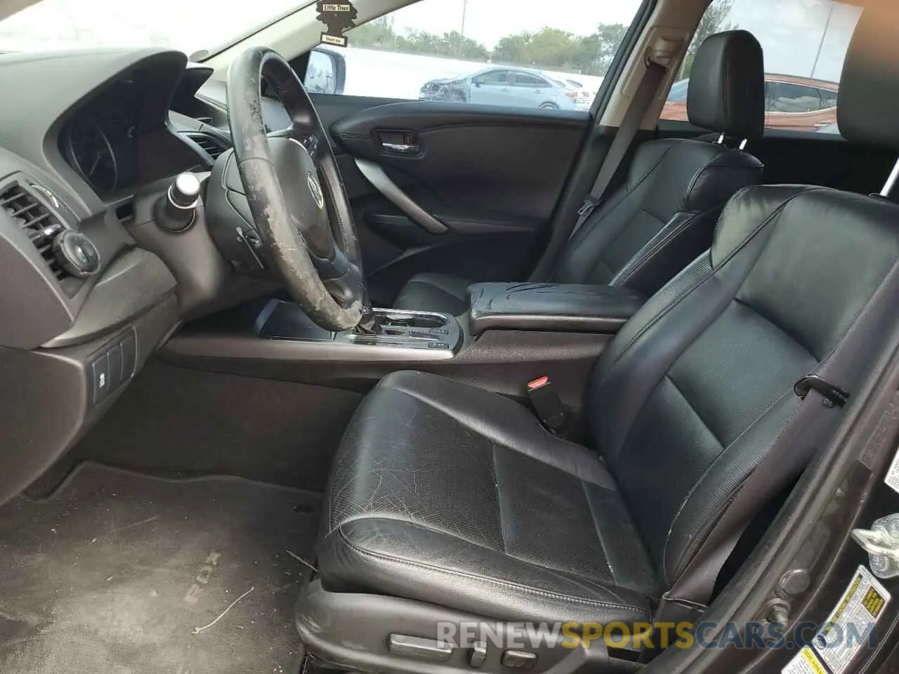 7 Photograph of a damaged car 5J8TB3H33DL013175 ACURA RDX 2023