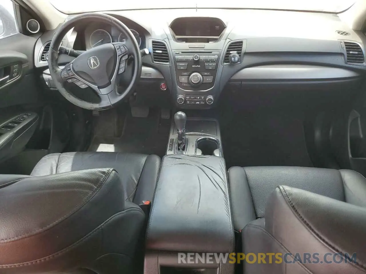 8 Photograph of a damaged car 5J8TB3H33DL013175 ACURA RDX 2023