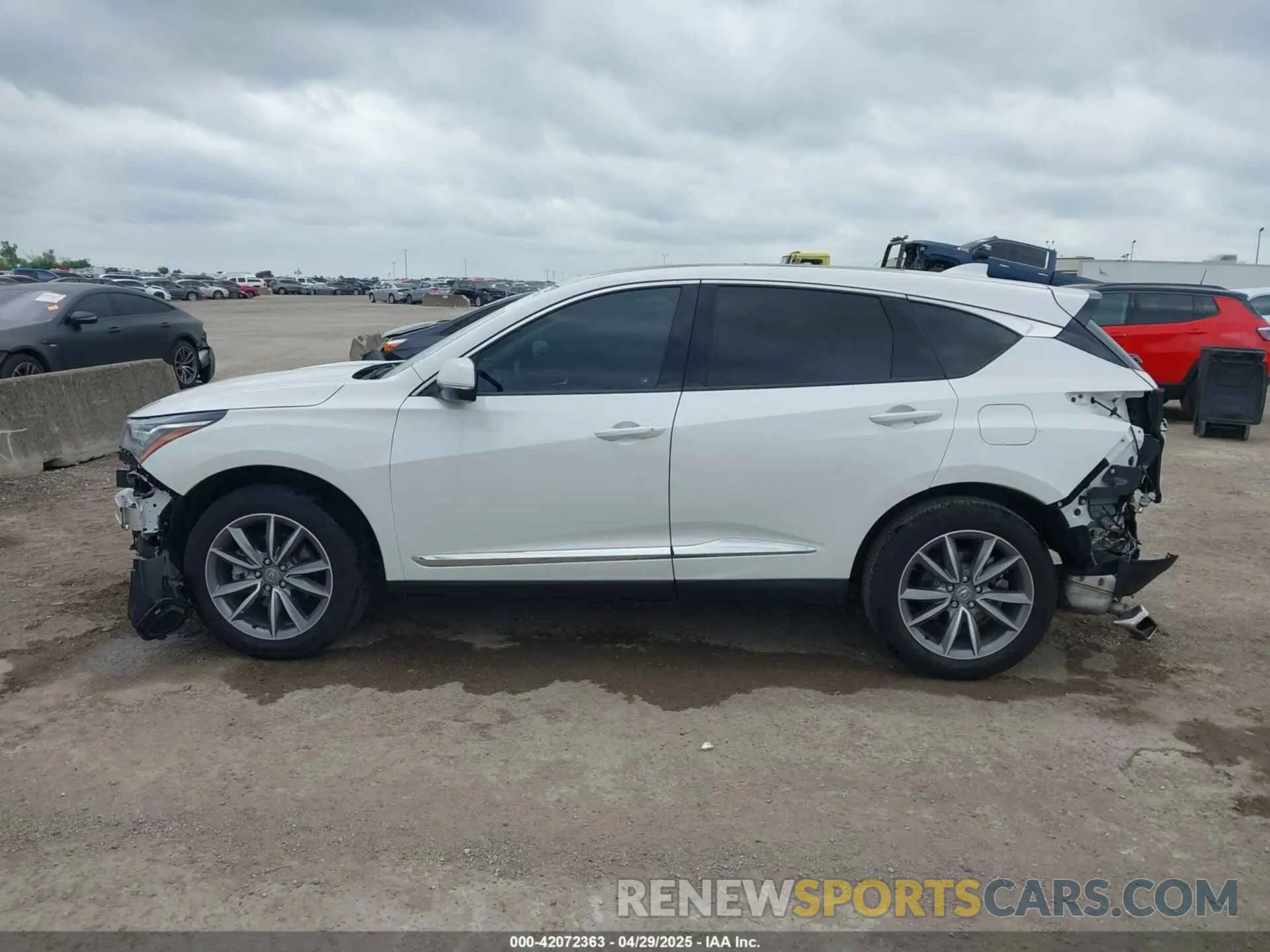 15 Photograph of a damaged car 5J8TC1H50PL006983 ACURA RDX 2023