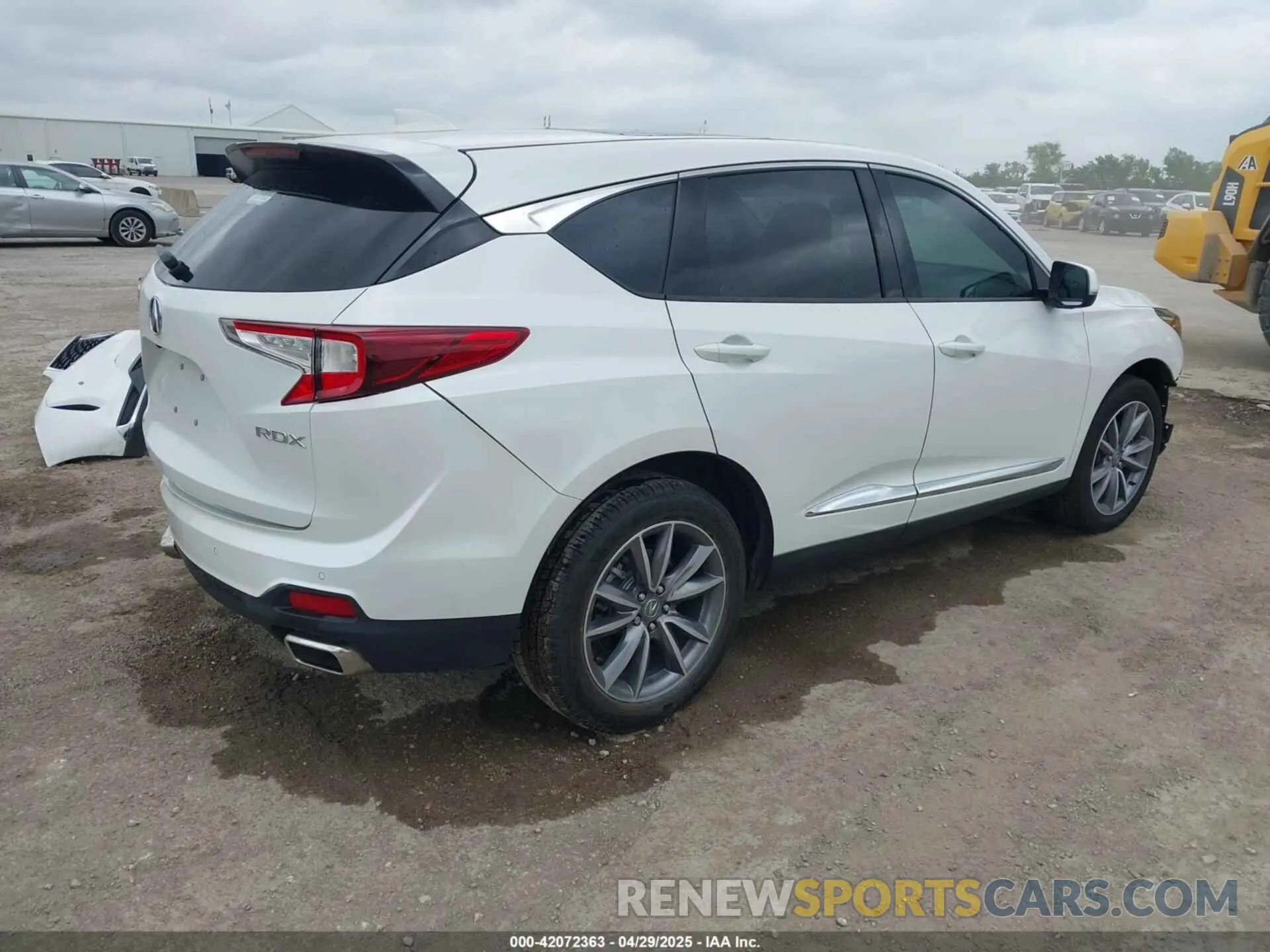 4 Photograph of a damaged car 5J8TC1H50PL006983 ACURA RDX 2023