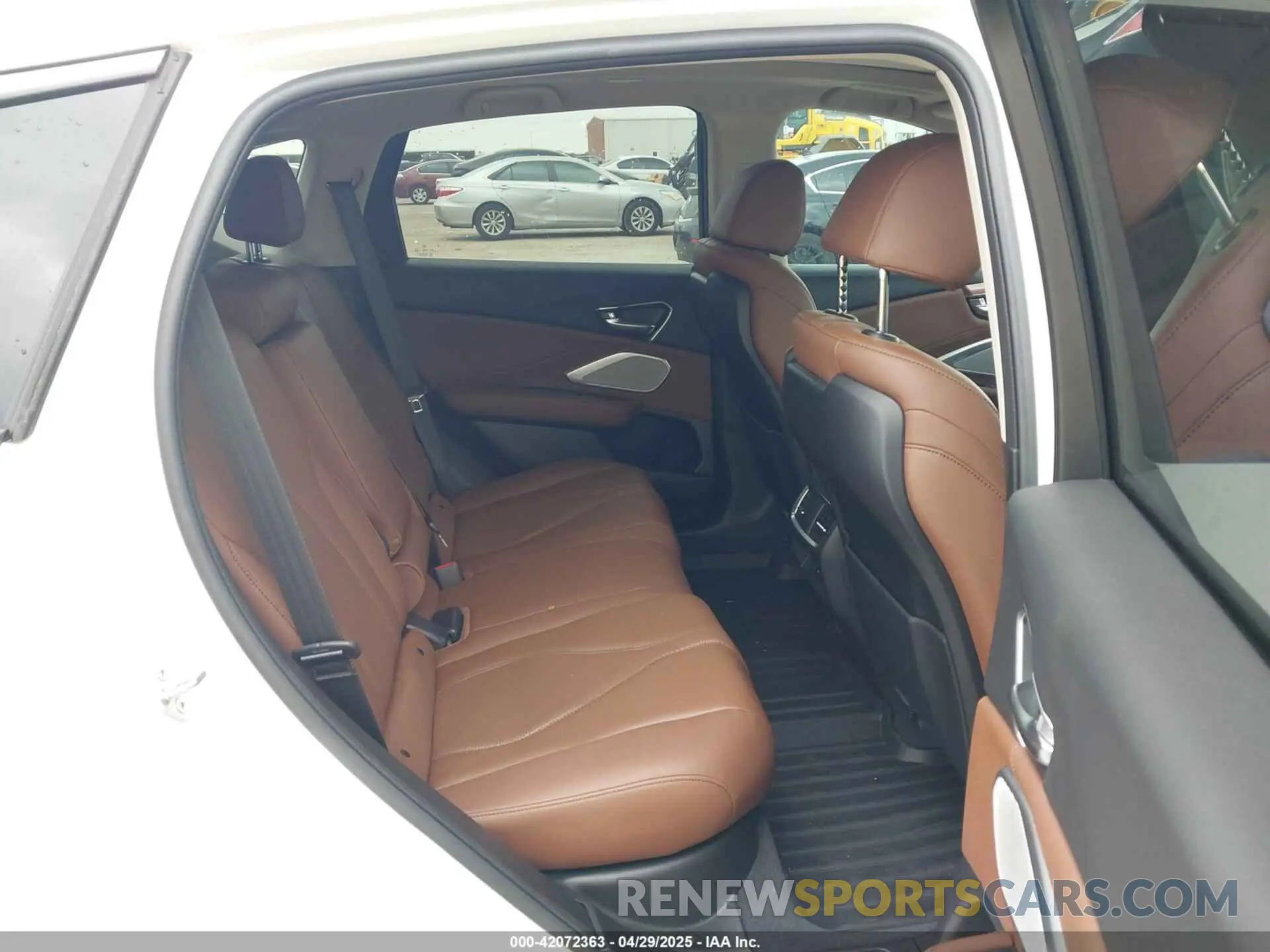 8 Photograph of a damaged car 5J8TC1H50PL006983 ACURA RDX 2023
