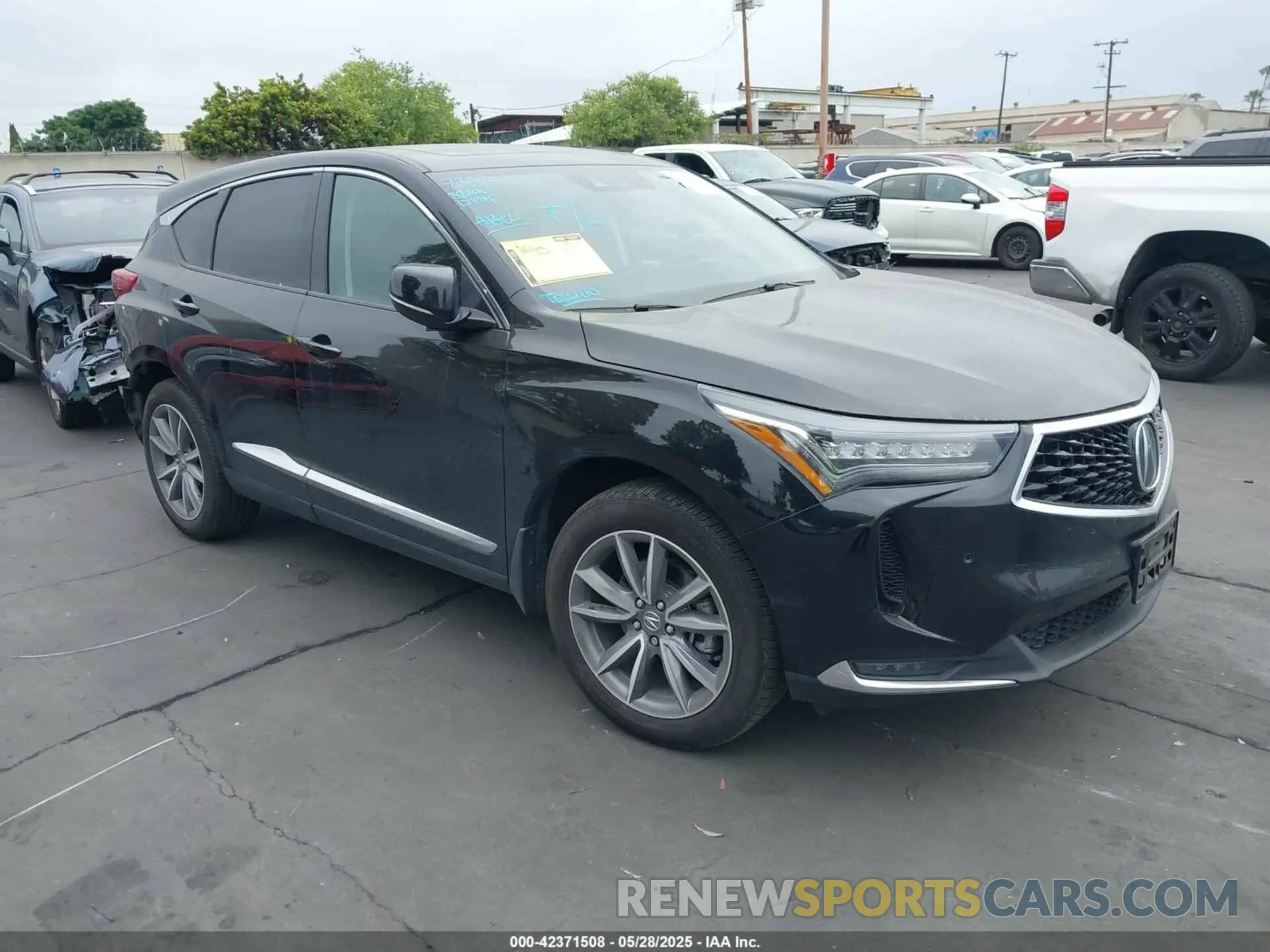 1 Photograph of a damaged car 5J8TC1H56PL000069 ACURA RDX 2023