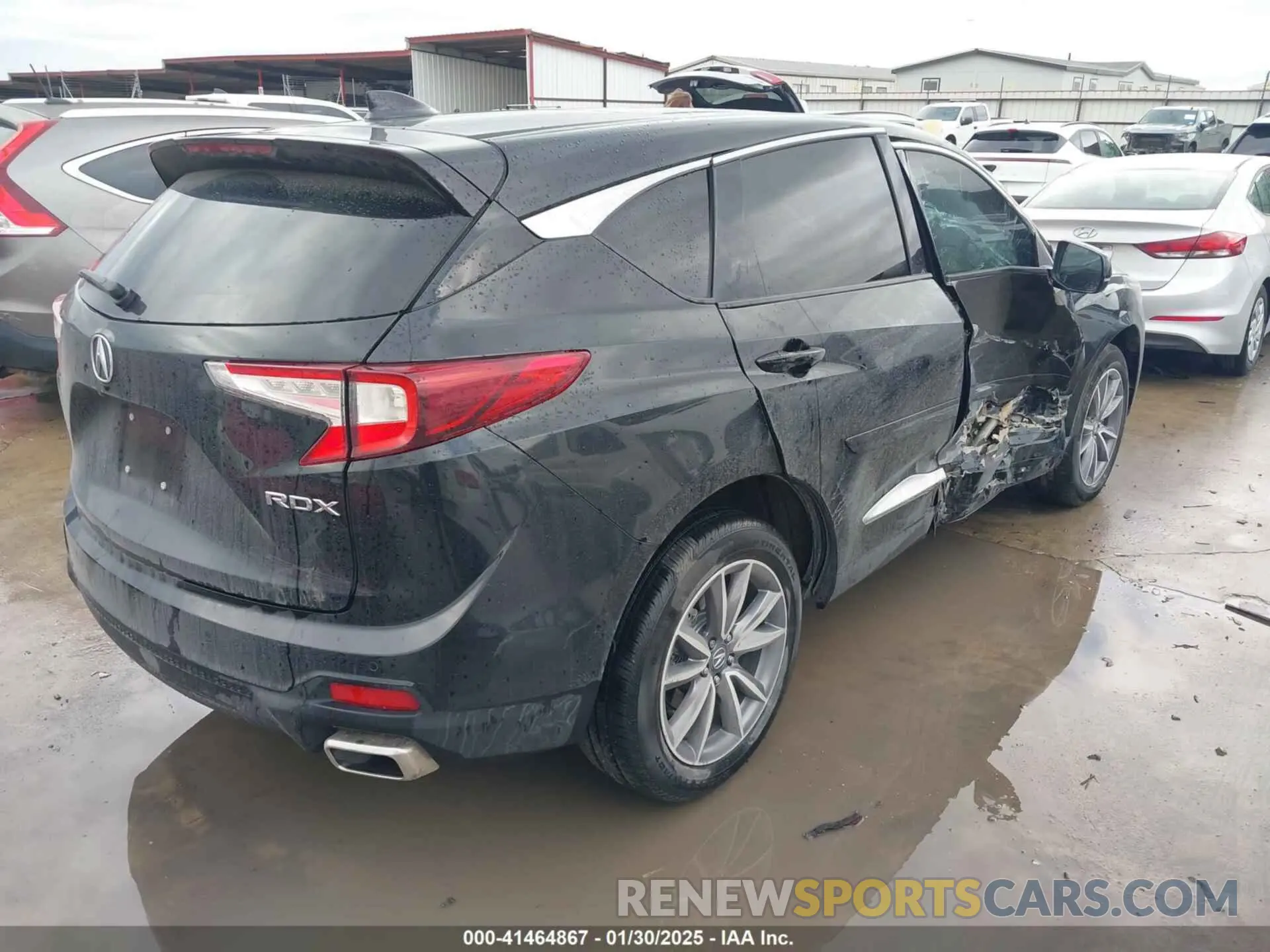4 Photograph of a damaged car 5J8TC1H58PL004902 ACURA RDX 2023
