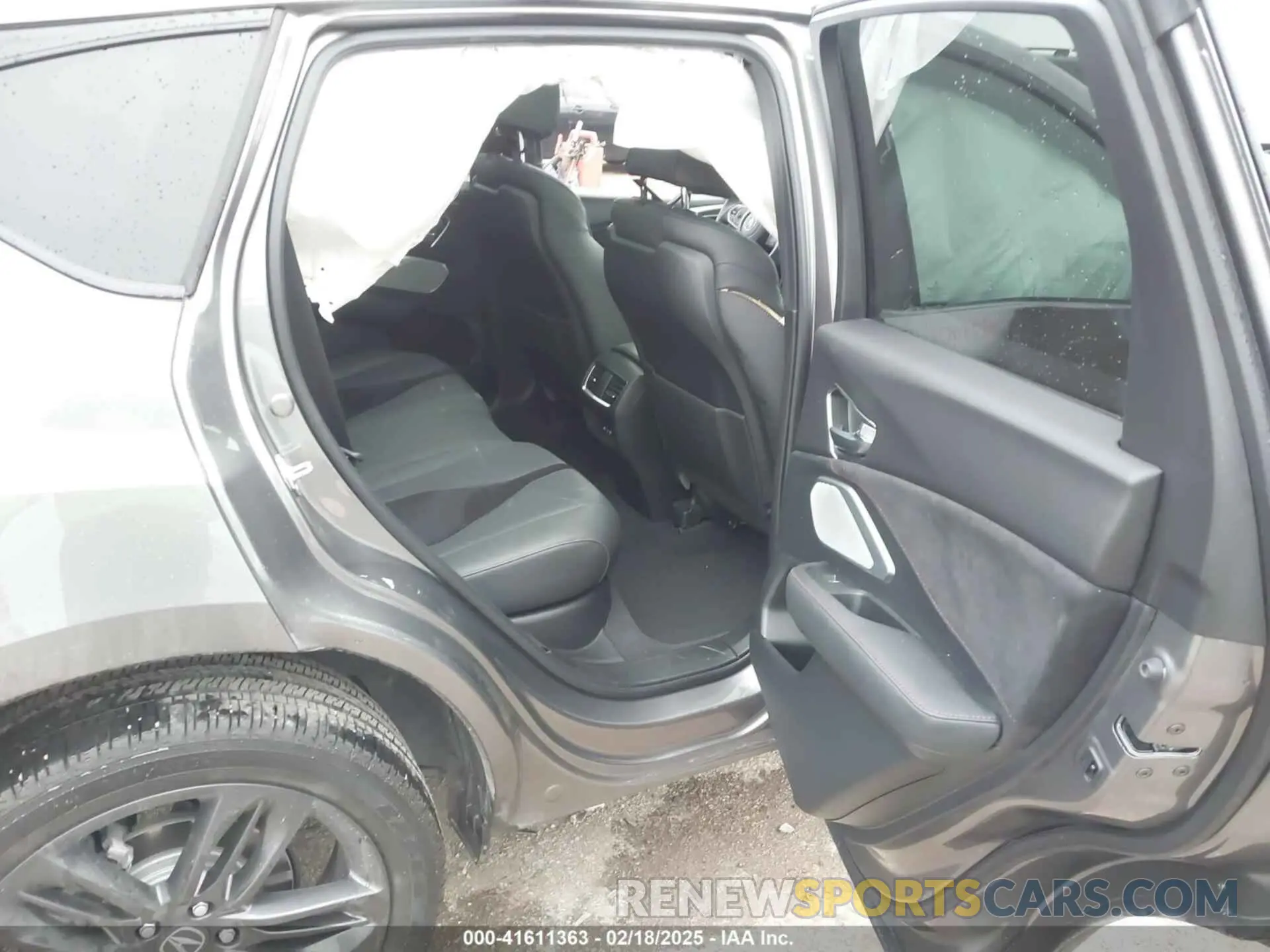 8 Photograph of a damaged car 5J8TC1H68PL004116 ACURA RDX 2023