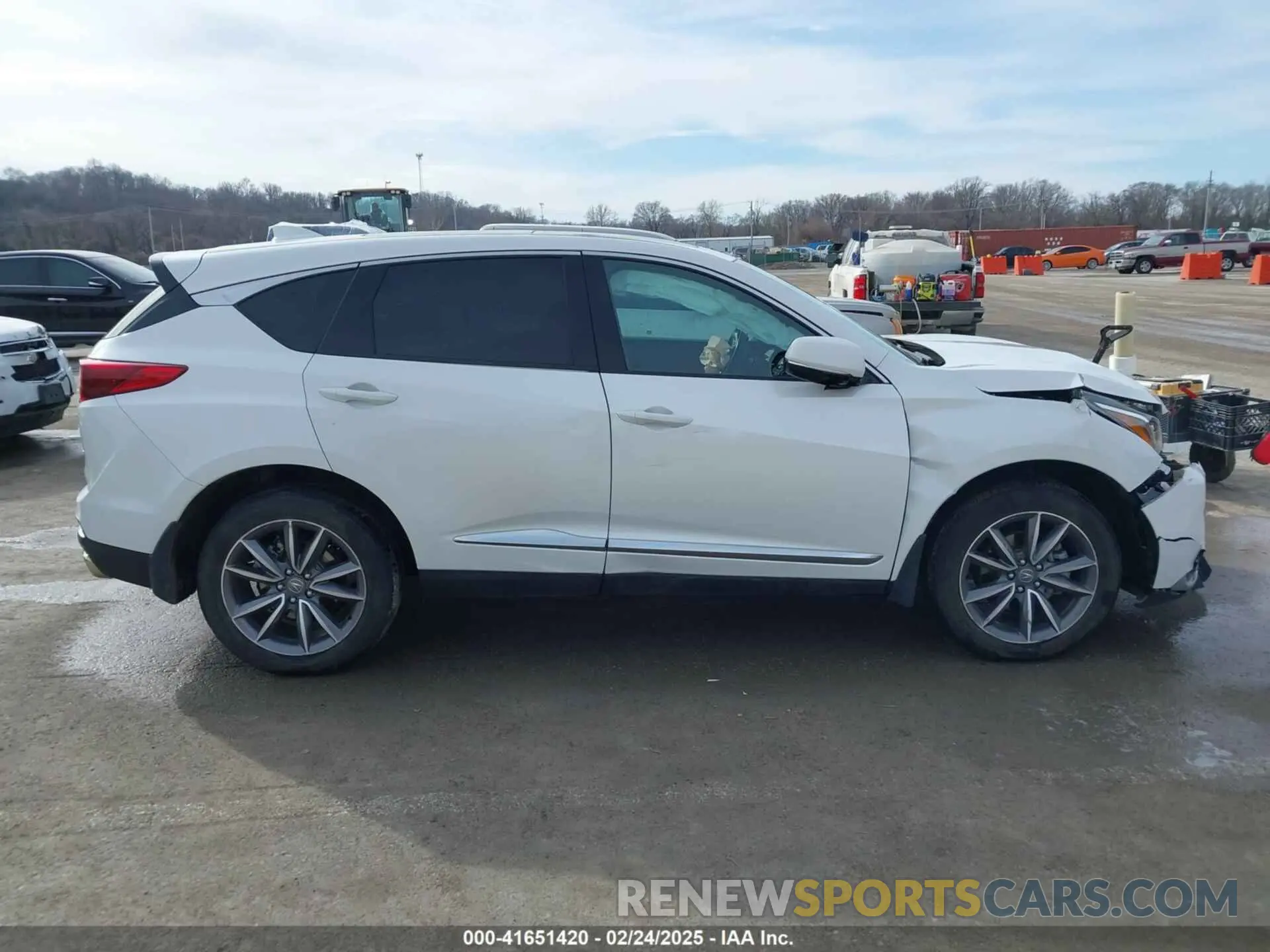 13 Photograph of a damaged car 5J8TC2H50PL000526 ACURA RDX 2023