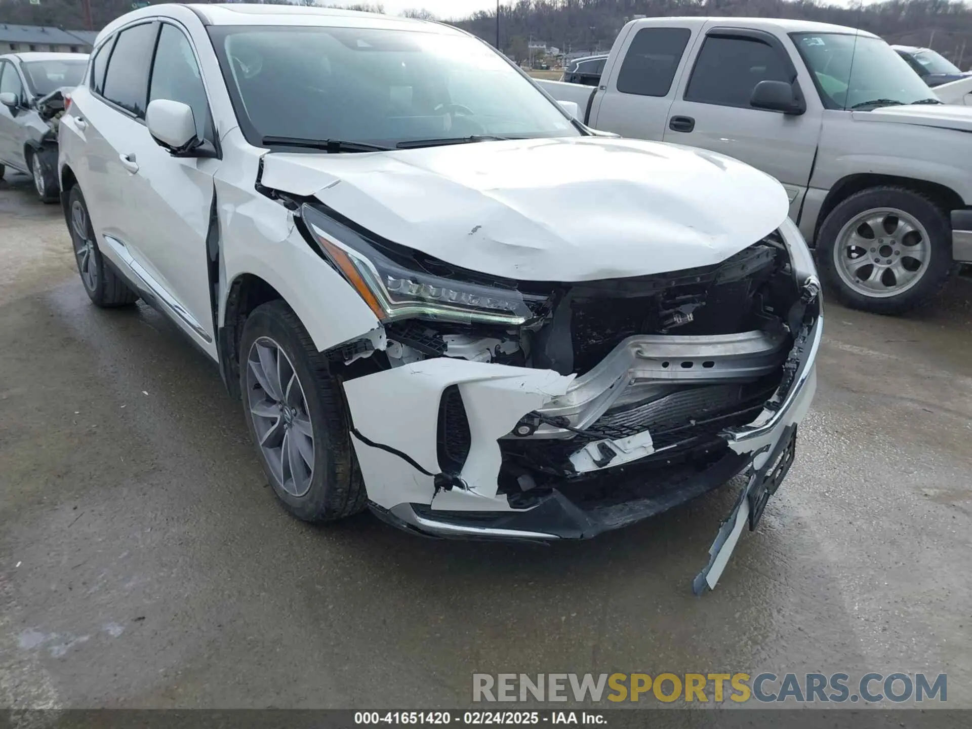 6 Photograph of a damaged car 5J8TC2H50PL000526 ACURA RDX 2023