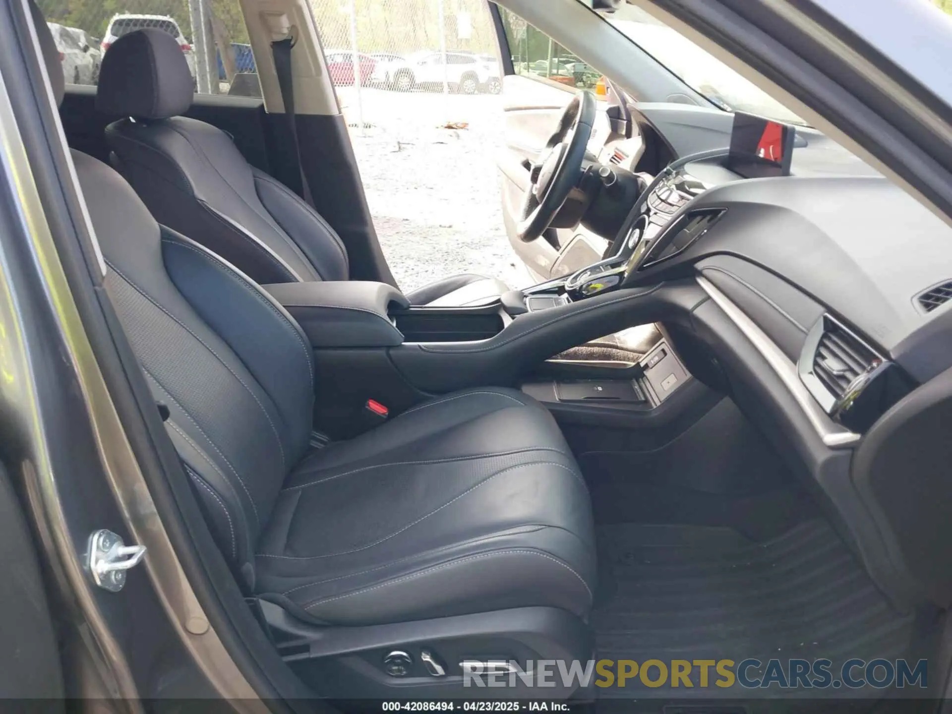 5 Photograph of a damaged car 5J8TC2H51PL007971 ACURA RDX 2023