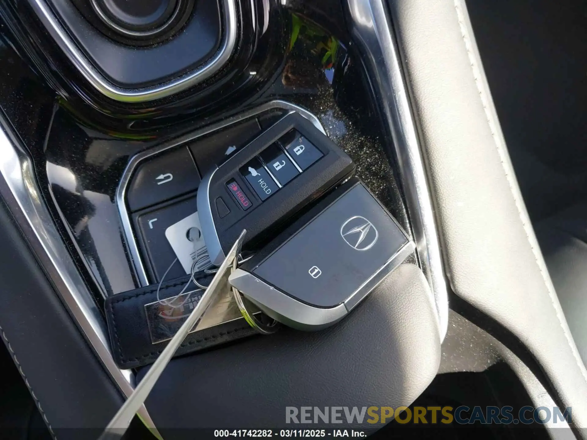11 Photograph of a damaged car 5J8TC2H5XPL022727 ACURA RDX 2023
