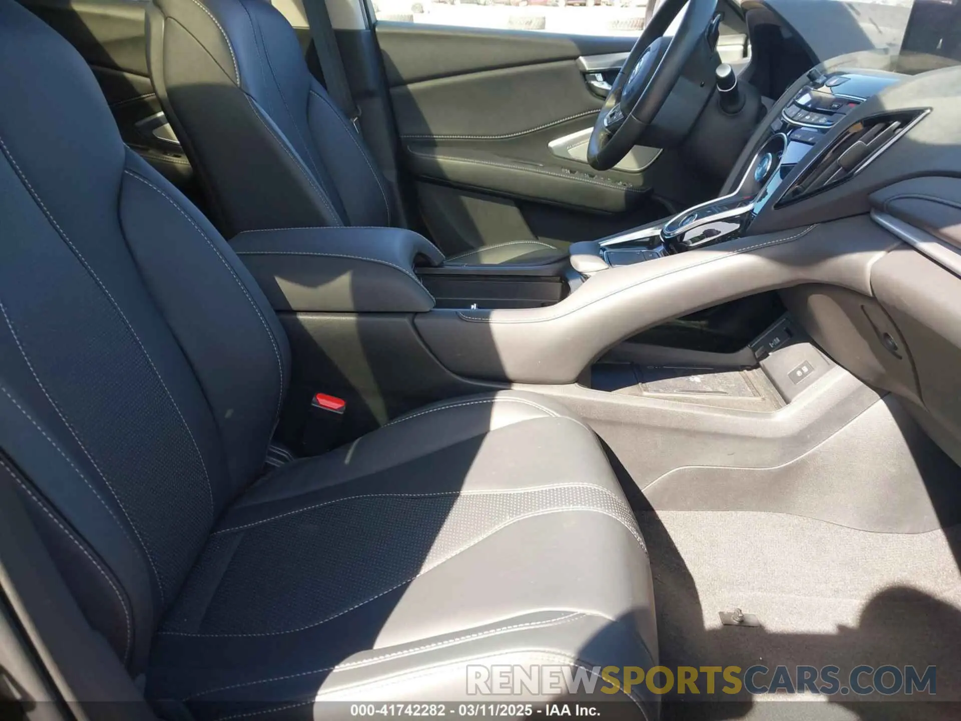 5 Photograph of a damaged car 5J8TC2H5XPL022727 ACURA RDX 2023