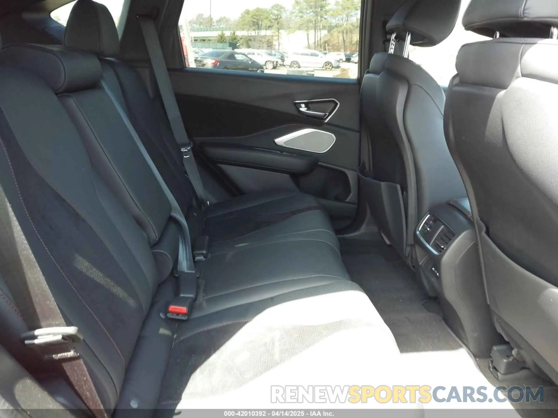 8 Photograph of a damaged car 5J8TC2H61PL009180 ACURA RDX 2023