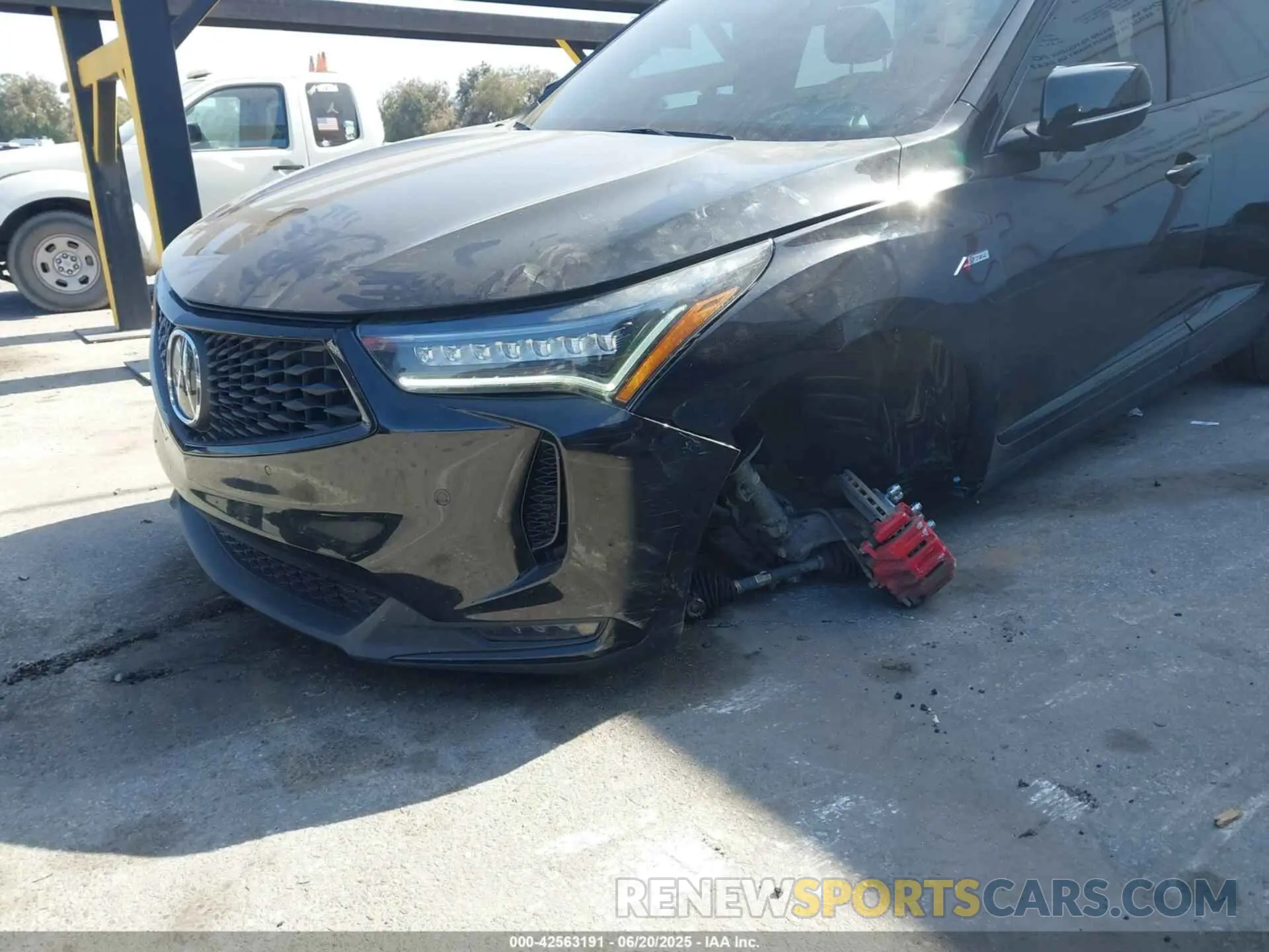 6 Photograph of a damaged car 5J8TC2H68PL002081 ACURA RDX 2023
