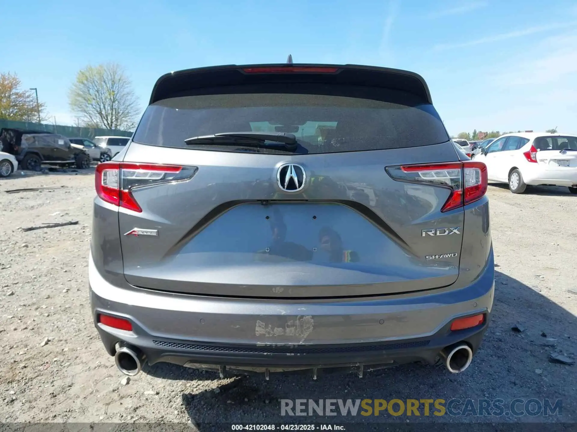 15 Photograph of a damaged car 5J8TC2H8XPL013018 ACURA RDX 2023