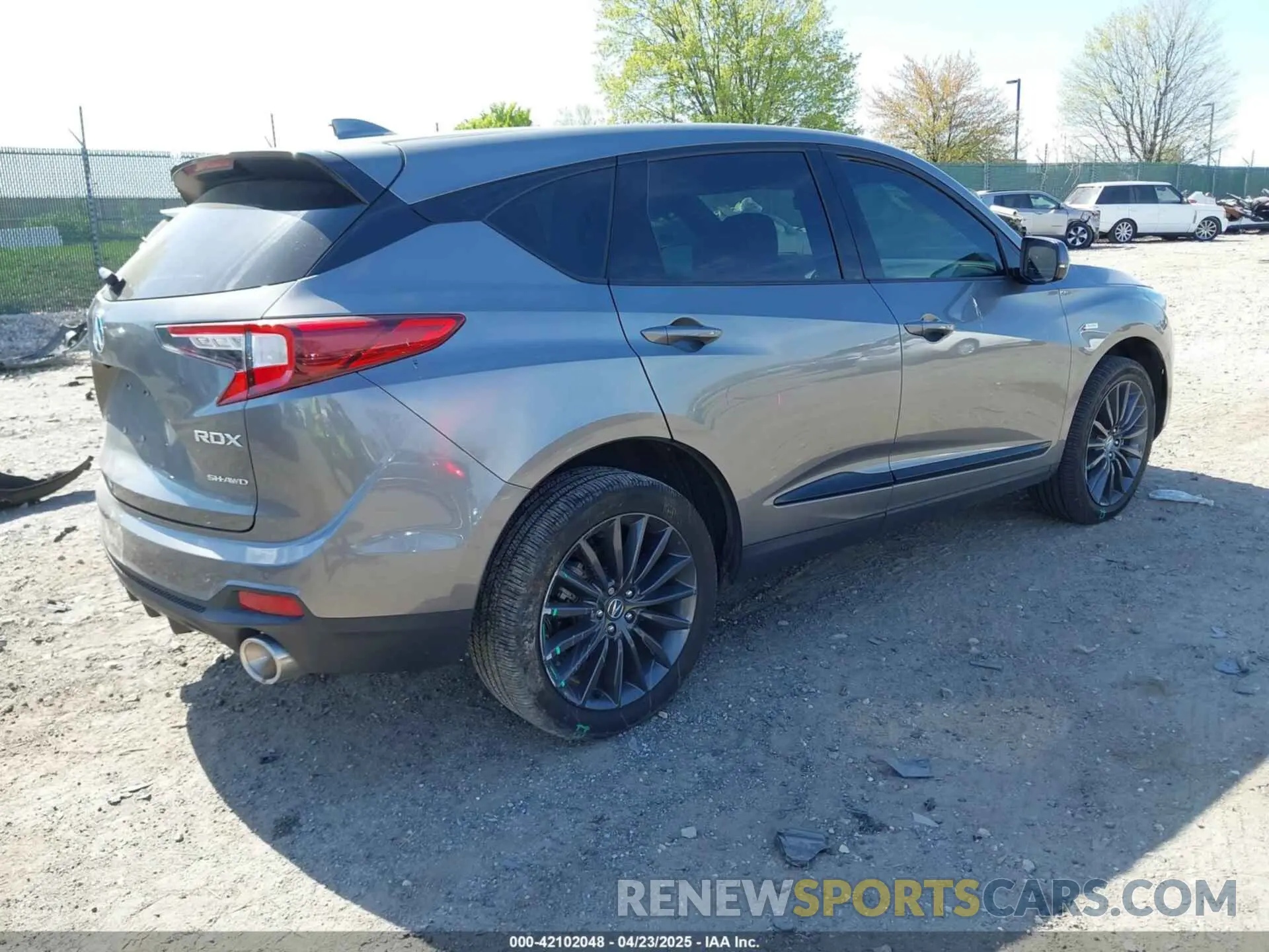 4 Photograph of a damaged car 5J8TC2H8XPL013018 ACURA RDX 2023