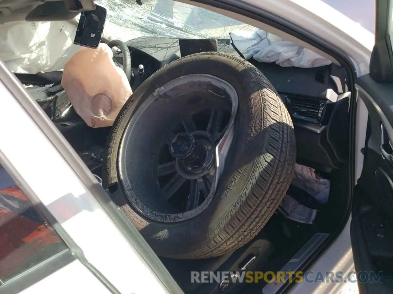 8 Photograph of a damaged car 5J8TC2H38RL039558 ACURA RDX 2024