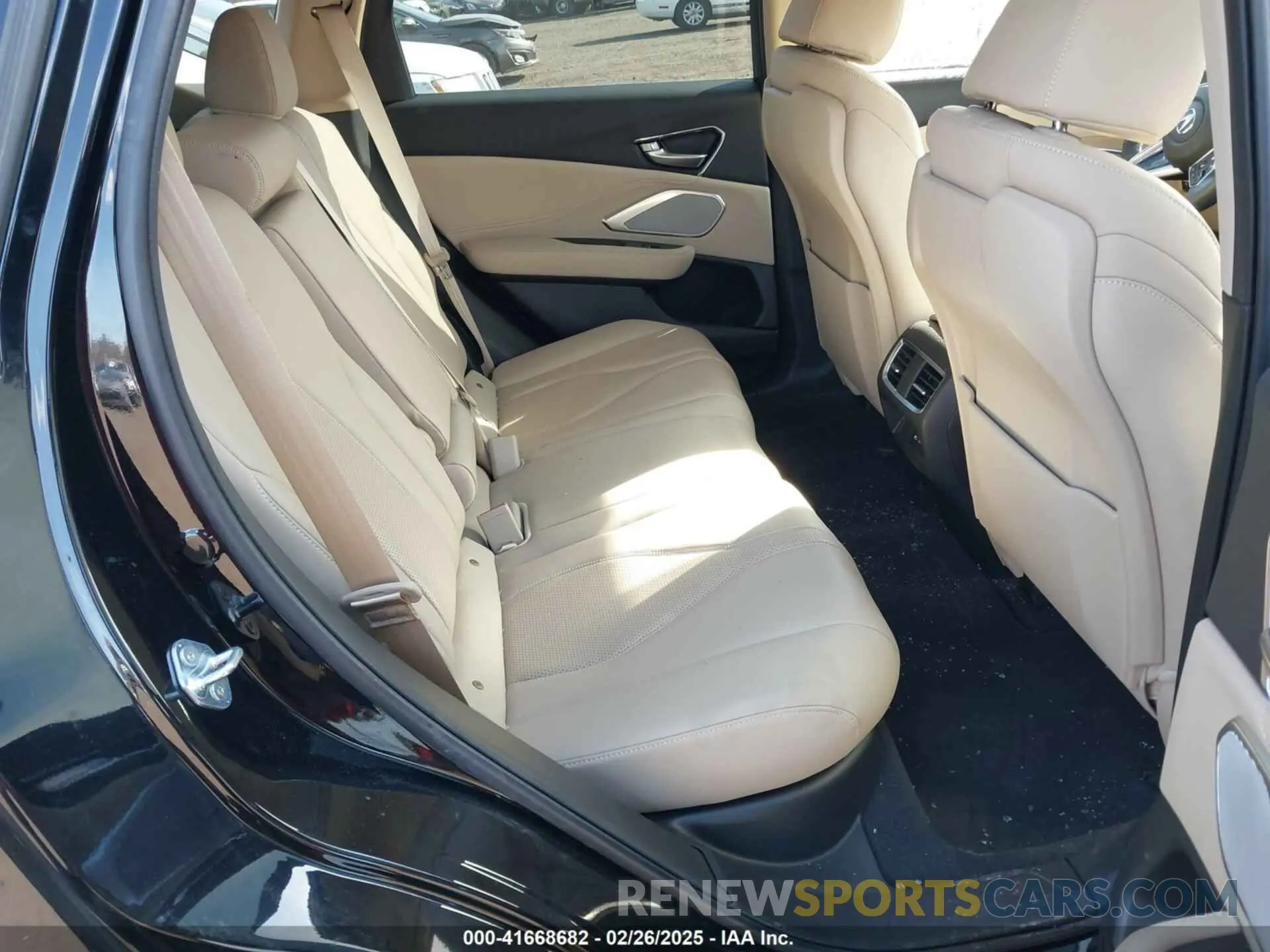 8 Photograph of a damaged car 5J8TC2H53RL003214 ACURA RDX 2024