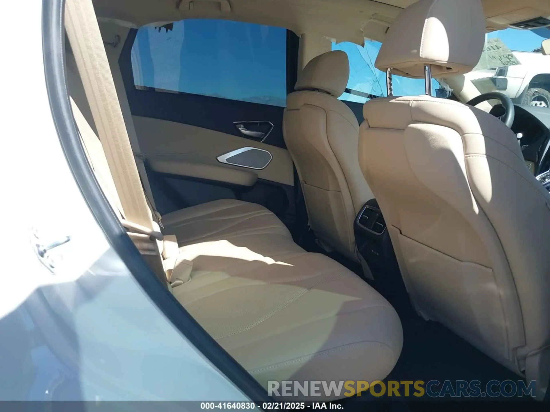 8 Photograph of a damaged car 5J8TC2H54RL026193 ACURA RDX 2024