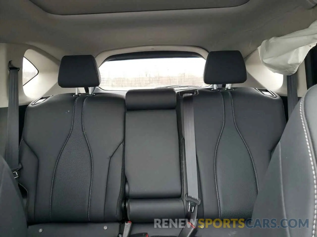 10 Photograph of a damaged car 5J8TC2H57RL006374 ACURA RDX 2024