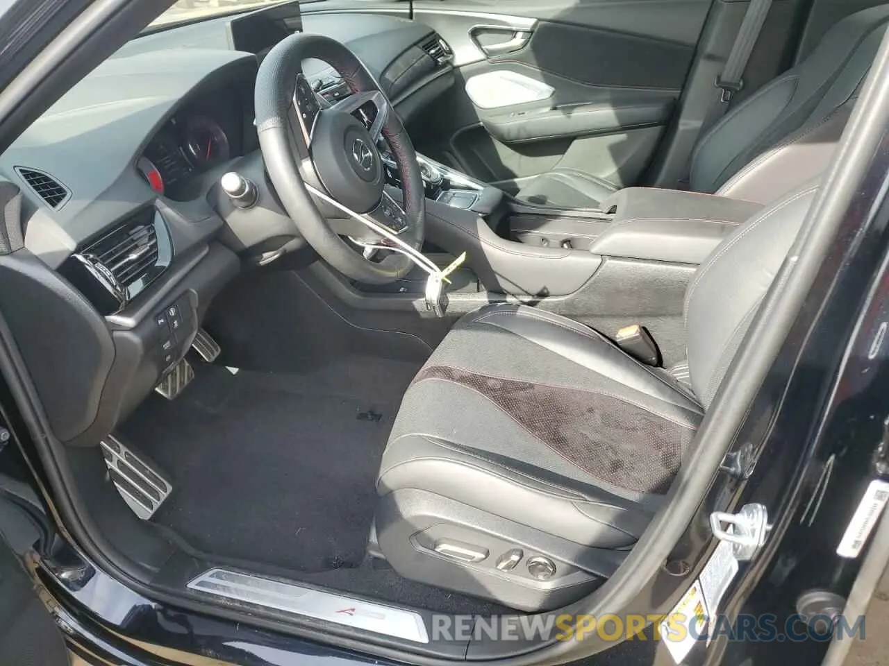 7 Photograph of a damaged car 5J8TC2H69RL040549 ACURA RDX 2024