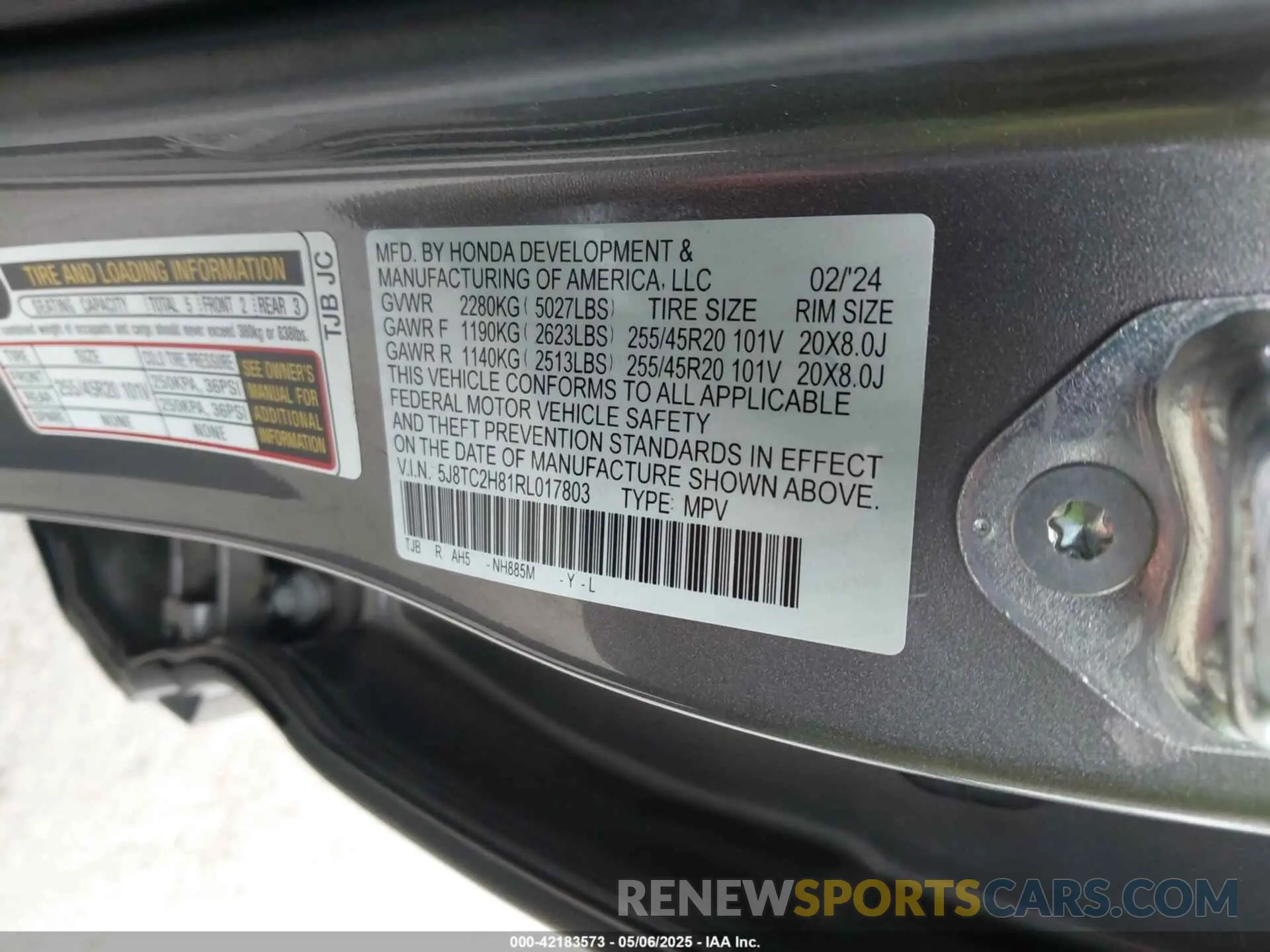 9 Photograph of a damaged car 5J8TC2H81RL017803 ACURA RDX 2024