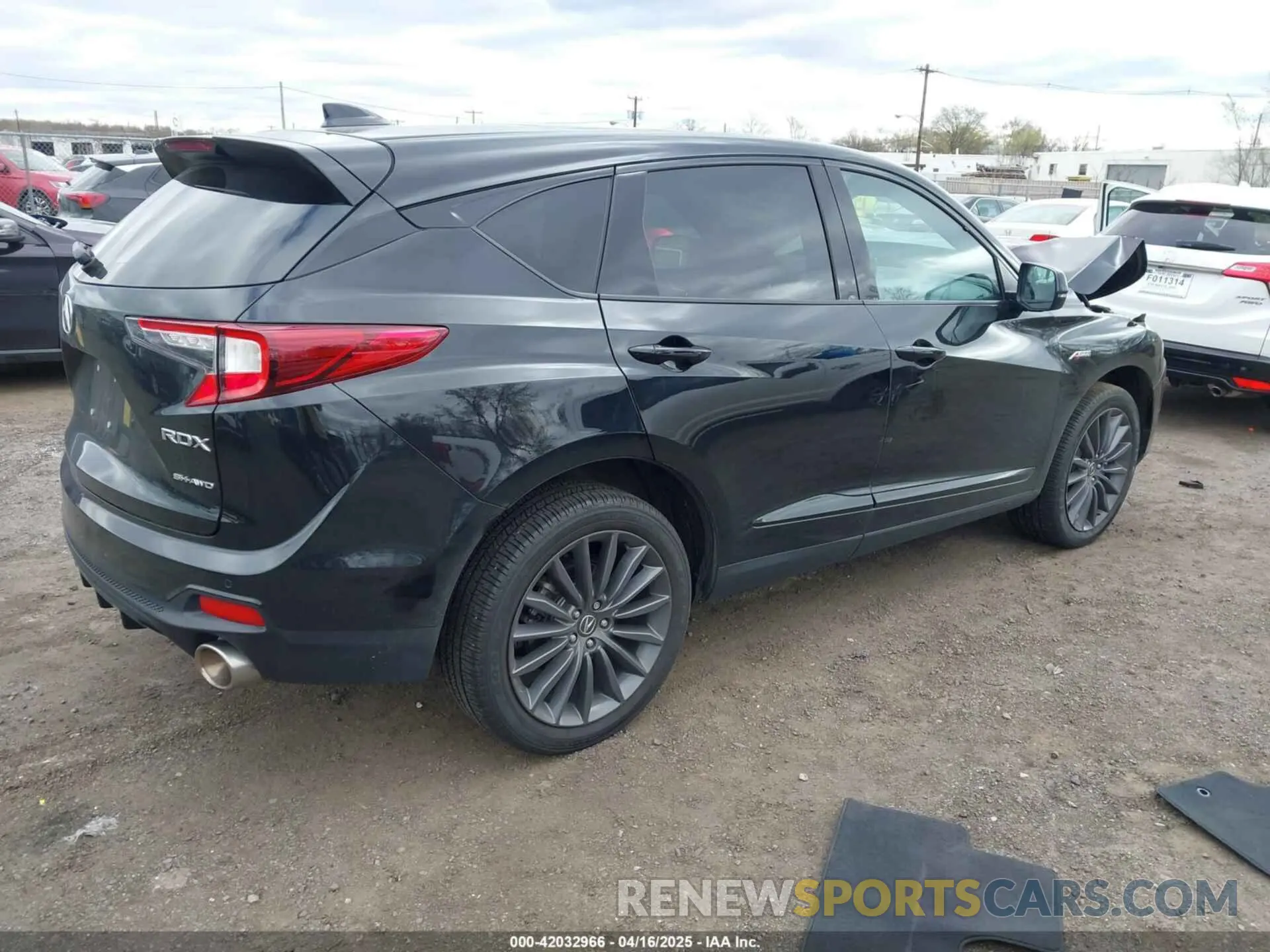 4 Photograph of a damaged car 5J8TC2H84RL001353 ACURA RDX 2024