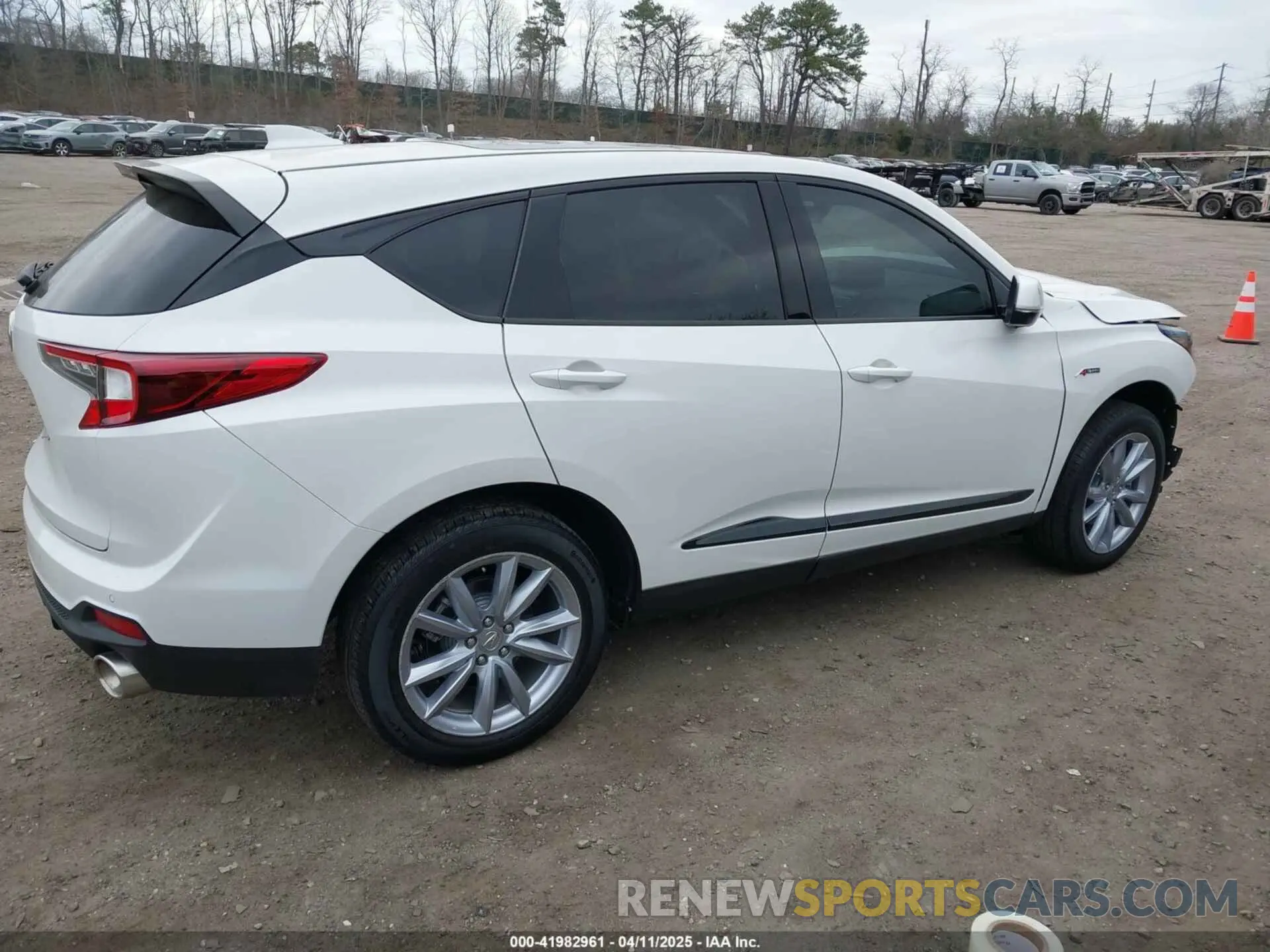 4 Photograph of a damaged car 5J8TC2H61SL002822 ACURA RDX 2025