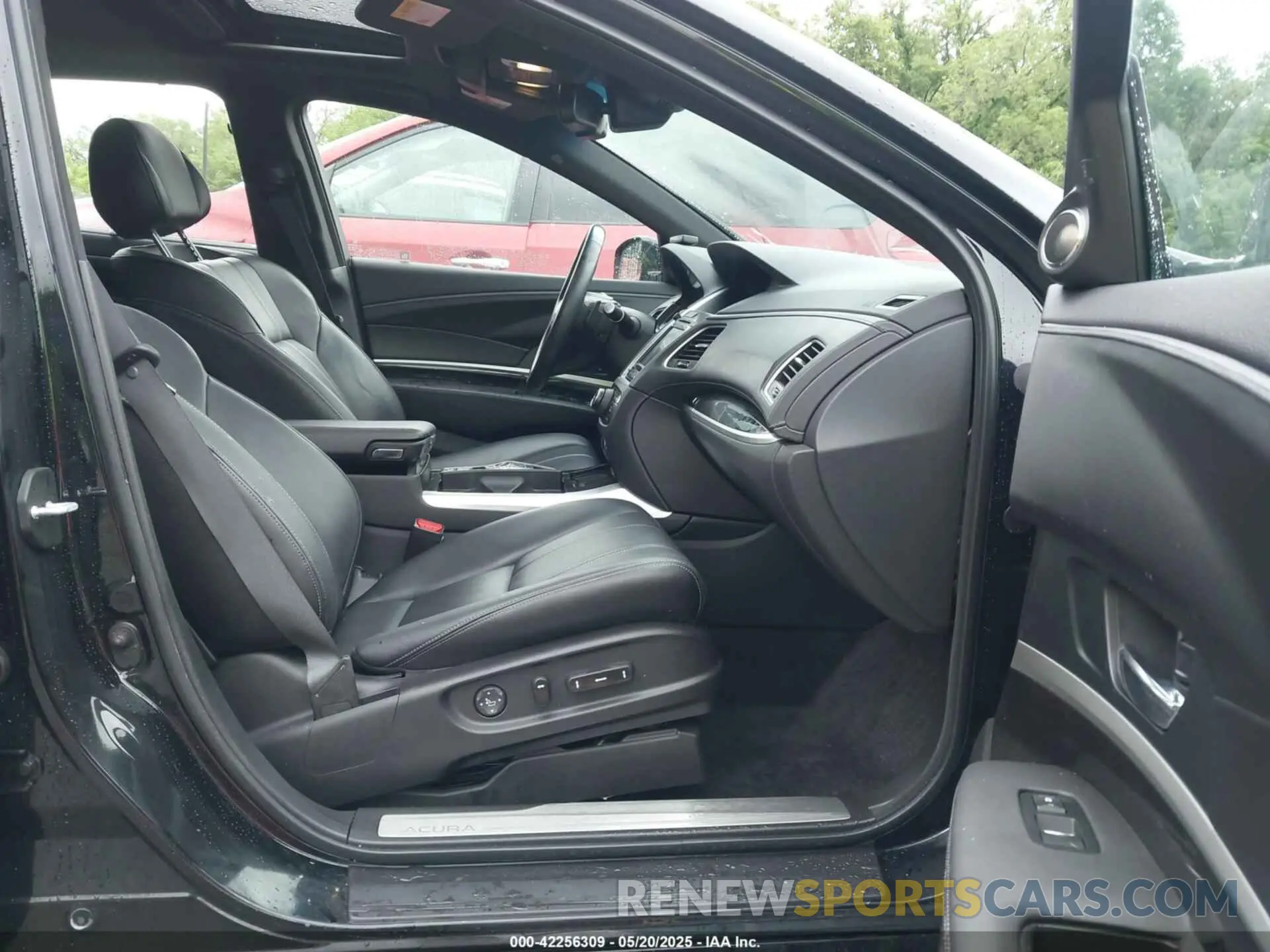 5 Photograph of a damaged car JH4KC2F98KC000331 ACURA RLX SPORT HYBRID 2019