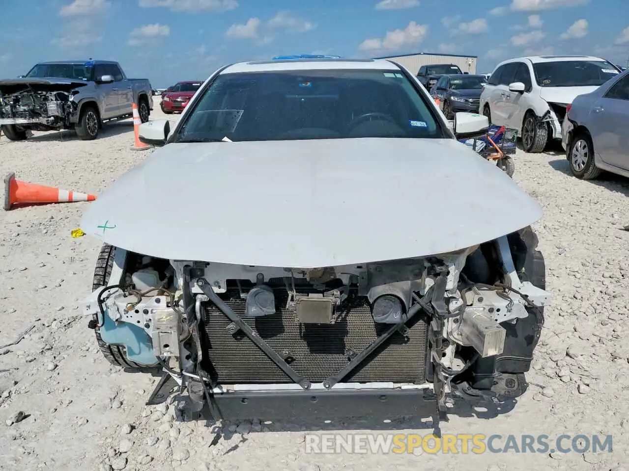 5 Photograph of a damaged car 19UUB1F30KA003482 ACURA TLX 2019