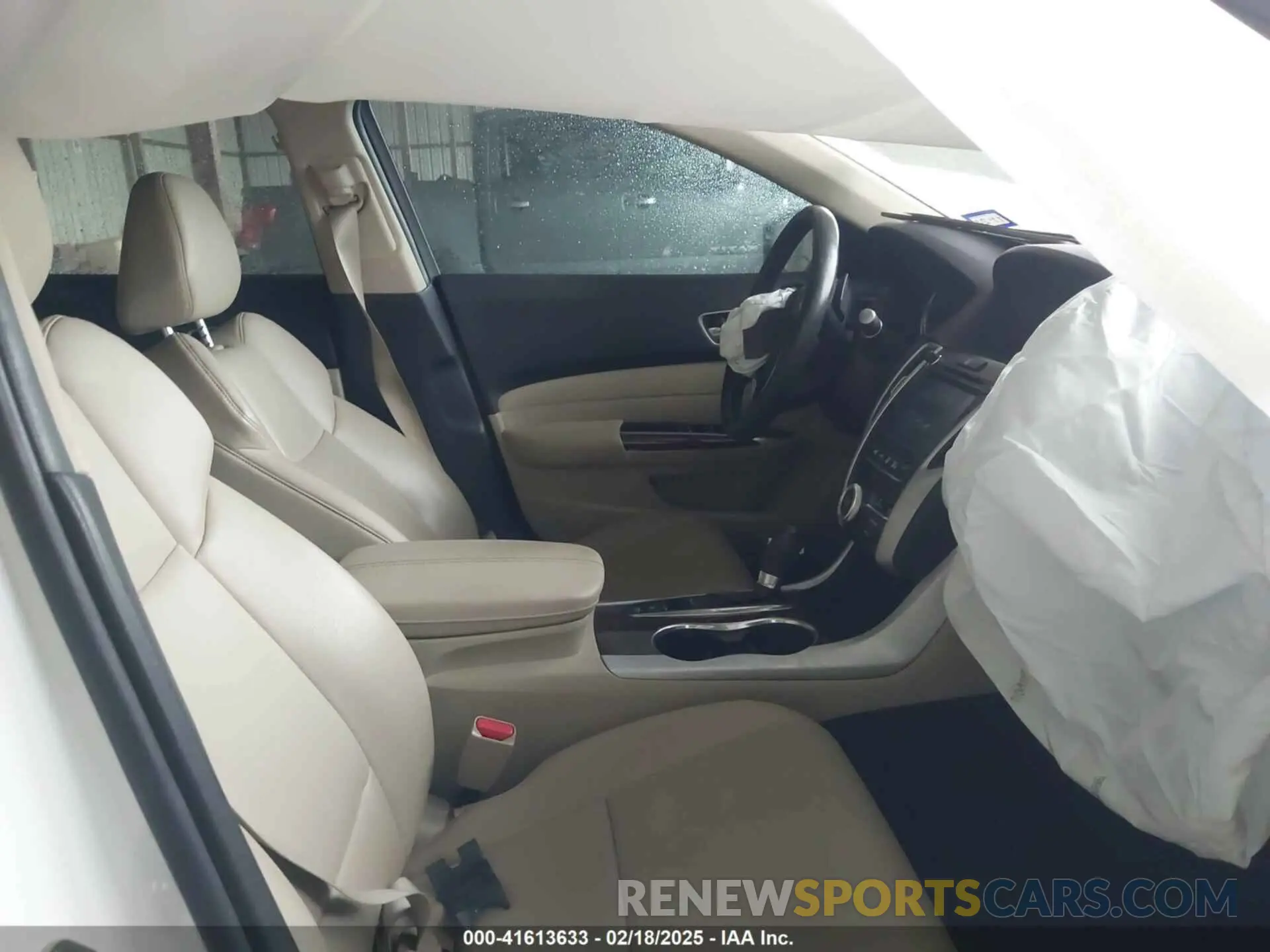 5 Photograph of a damaged car 19UUB1F31KA001174 ACURA TLX 2019