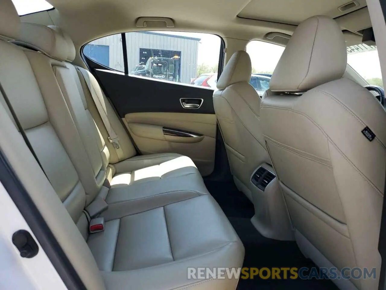10 Photograph of a damaged car 19UUB1F31KA009355 ACURA TLX 2019