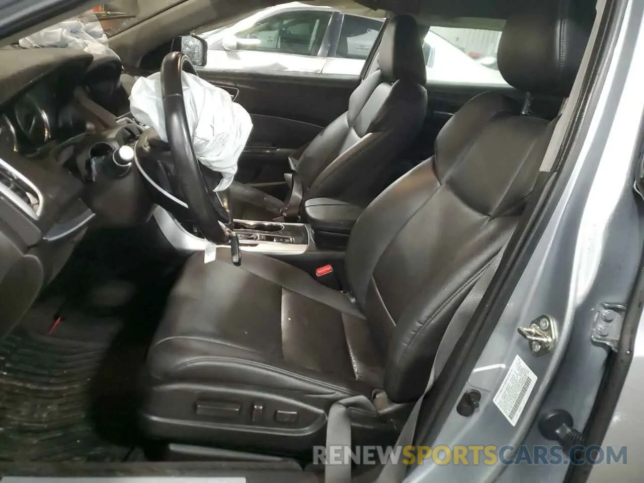 7 Photograph of a damaged car 19UUB1F33KA009700 ACURA TLX 2019
