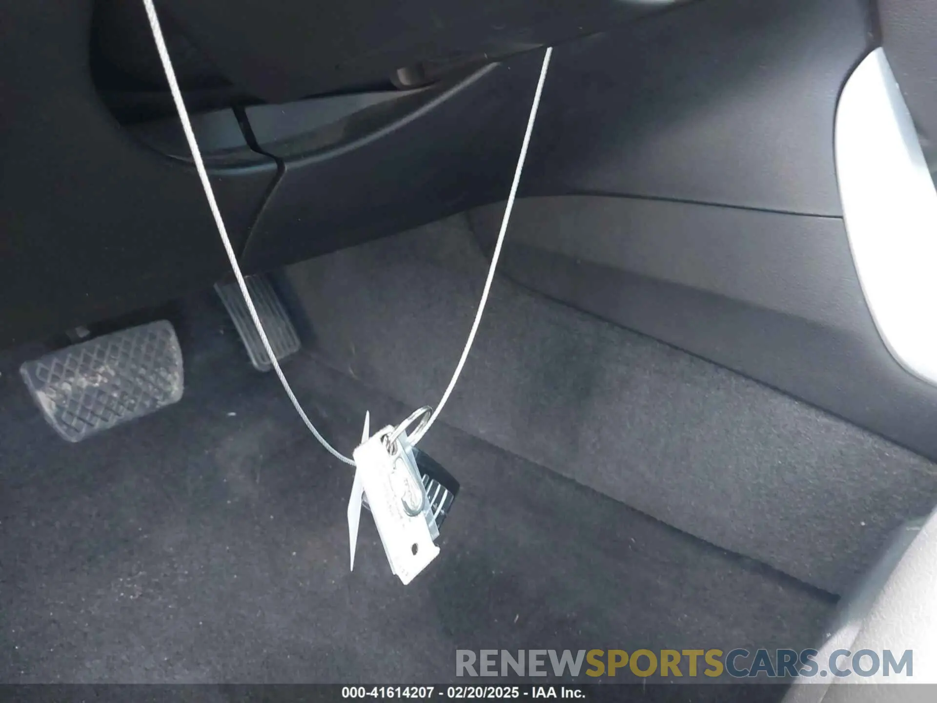 11 Photograph of a damaged car 19UUB1F36KA007116 ACURA TLX 2019