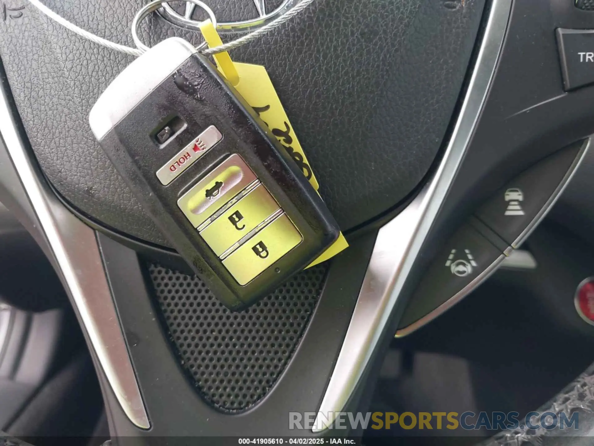 11 Photograph of a damaged car 19UUB1F38KA010003 ACURA TLX 2019