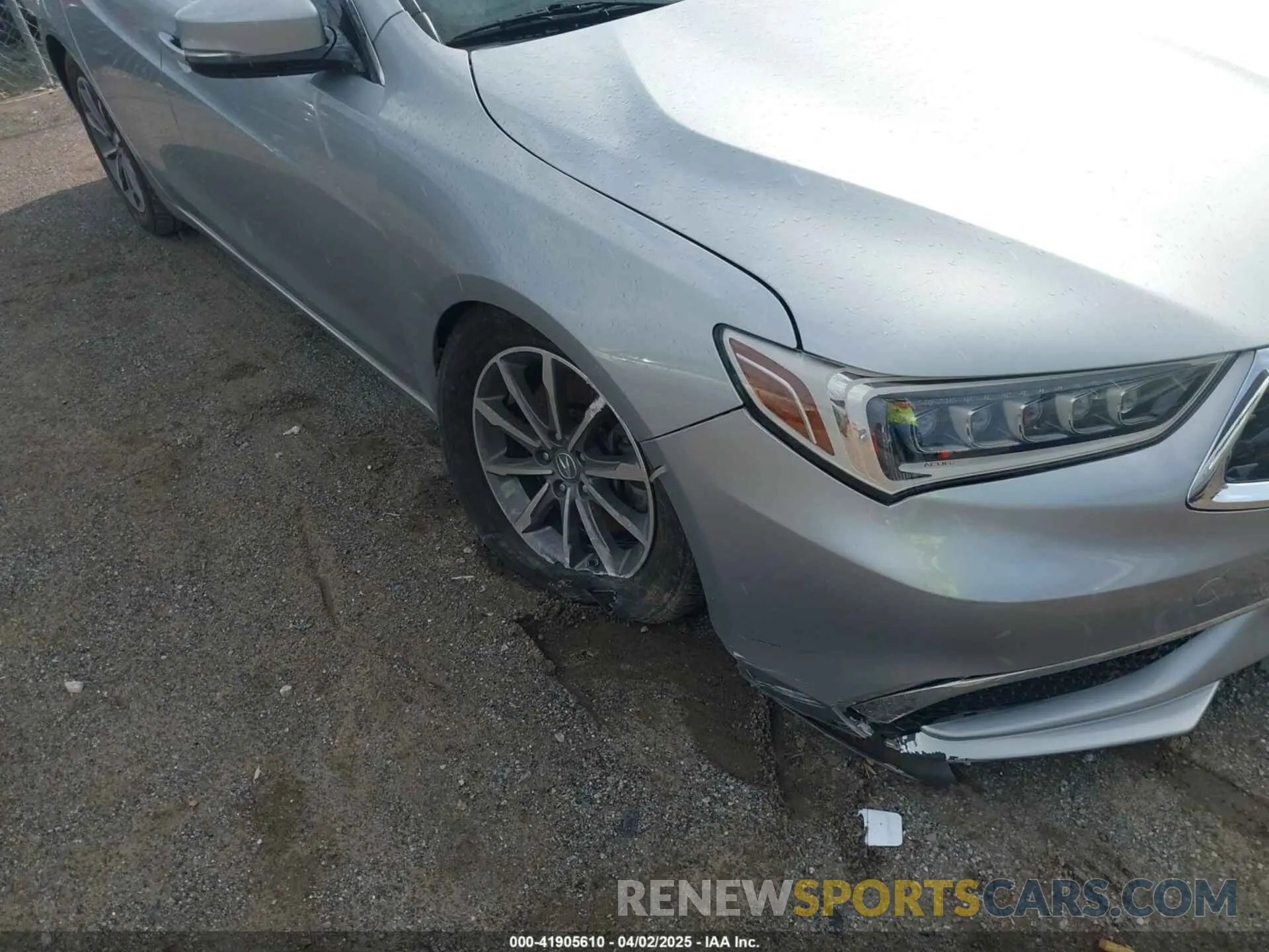 17 Photograph of a damaged car 19UUB1F38KA010003 ACURA TLX 2019