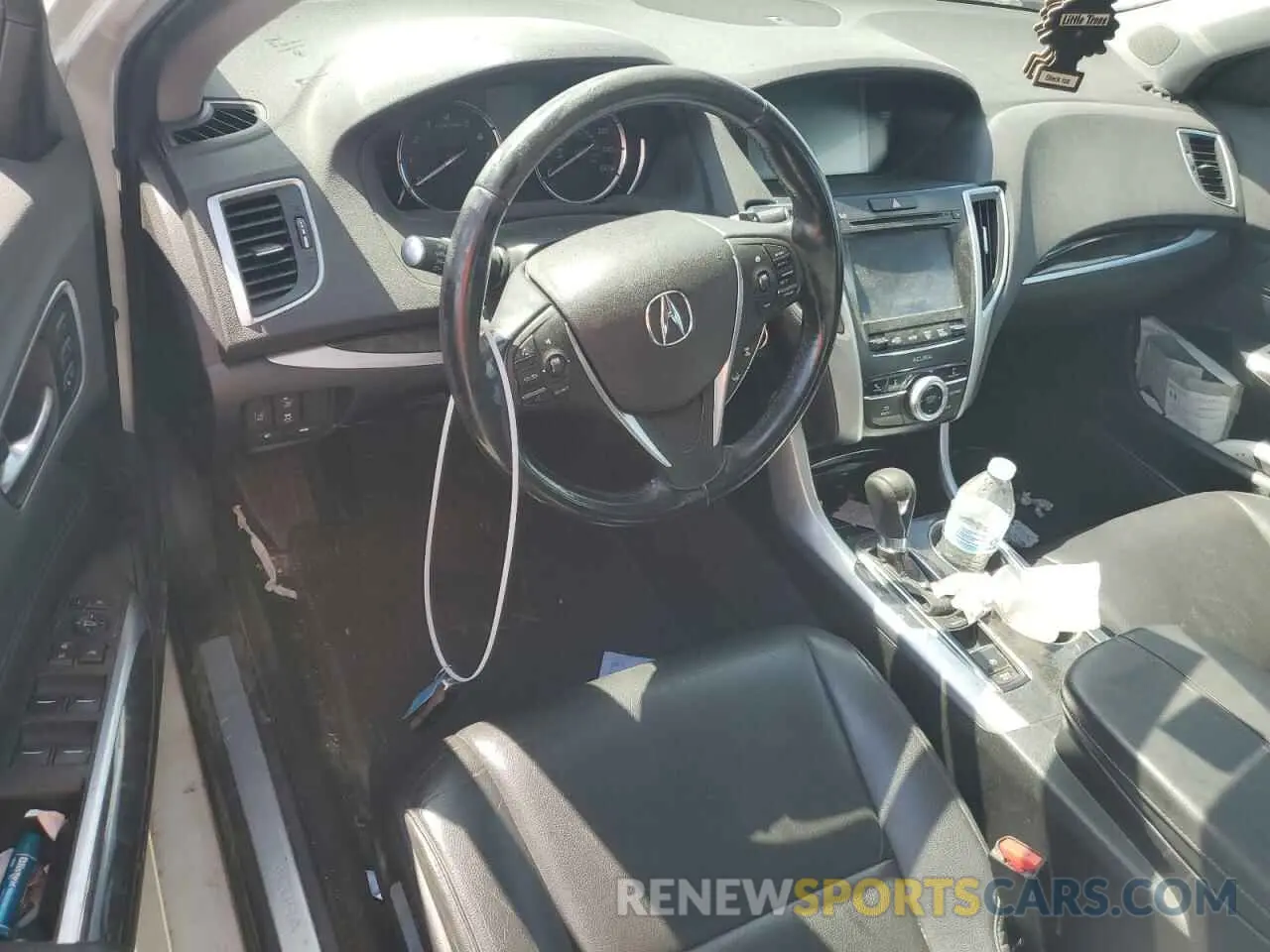 8 Photograph of a damaged car 19UUB1F38KA011085 ACURA TLX 2019