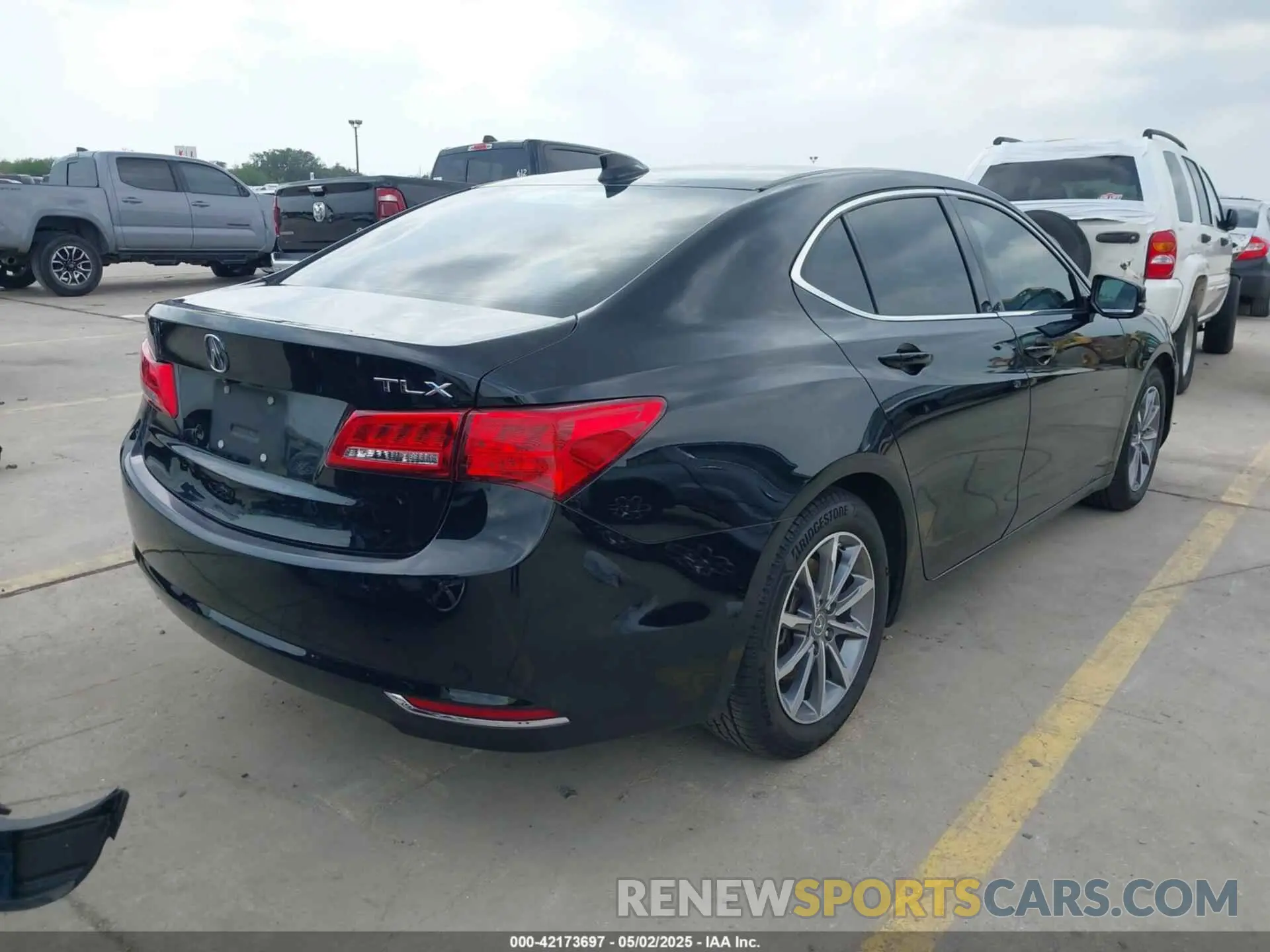 4 Photograph of a damaged car 19UUB1F39KA010463 ACURA TLX 2019