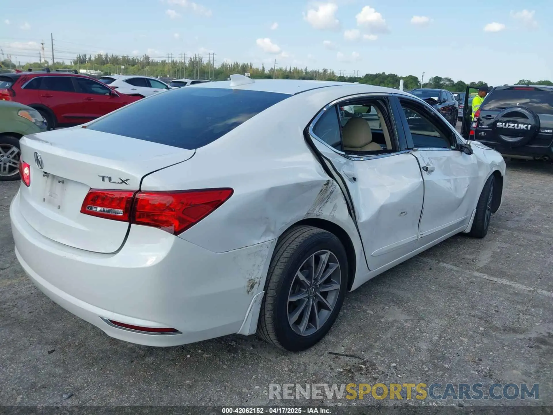4 Photograph of a damaged car 19UUB1F52KA006384 ACURA TLX 2019