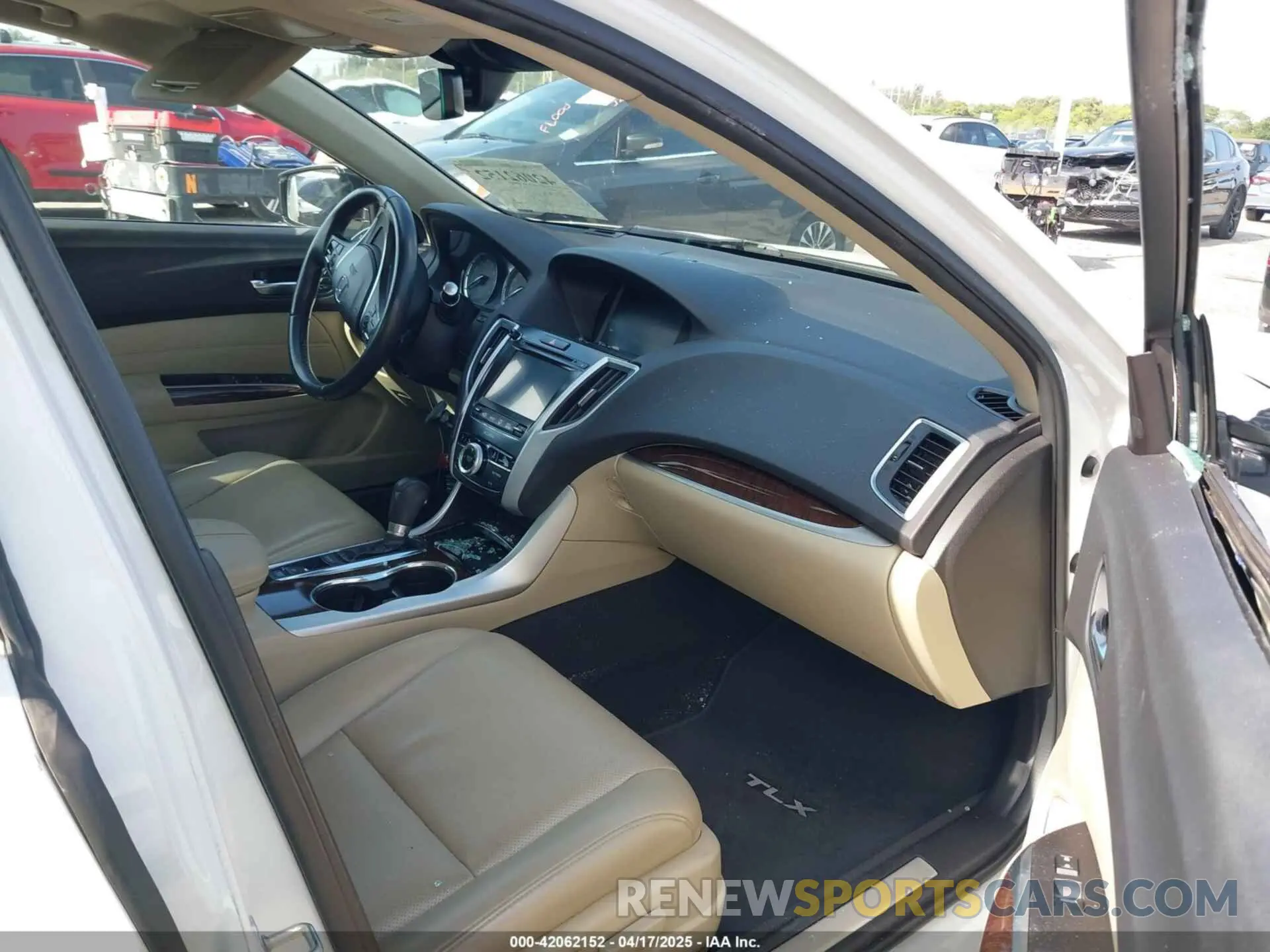 5 Photograph of a damaged car 19UUB1F52KA006384 ACURA TLX 2019