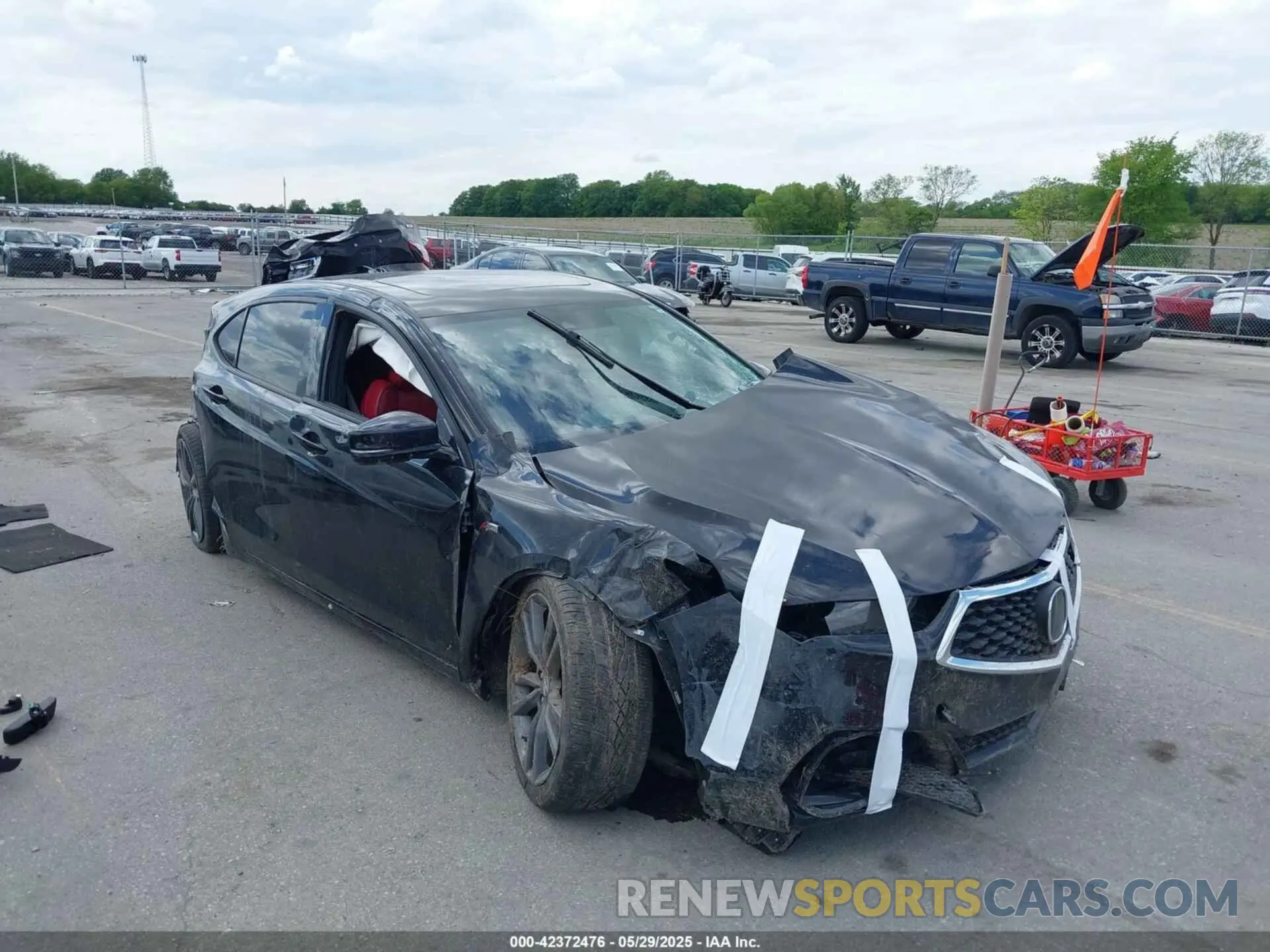 6 Photograph of a damaged car 19UUB1F62KA001601 ACURA TLX 2019