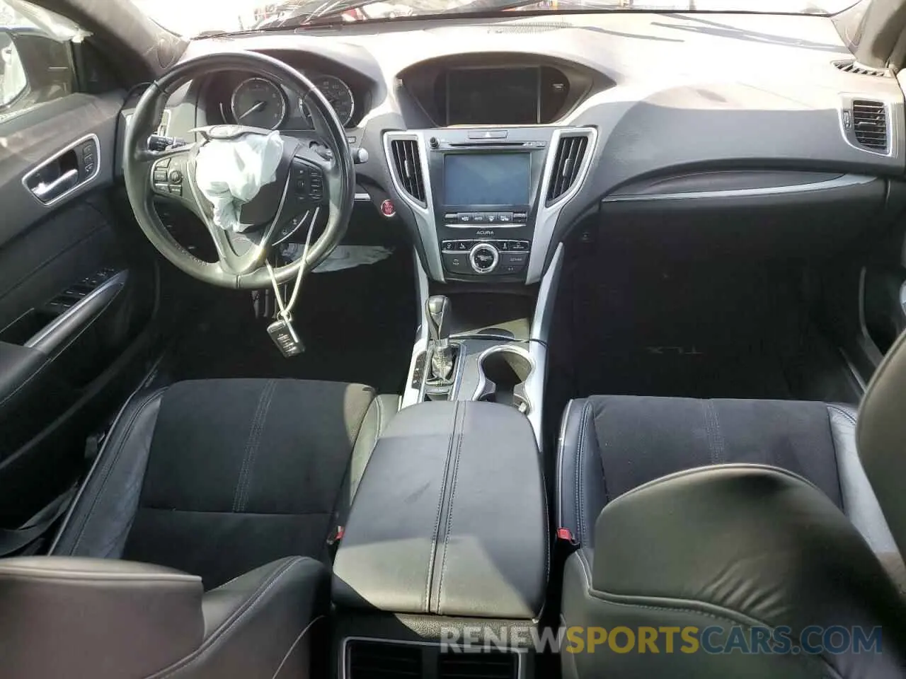 8 Photograph of a damaged car 19UUB1F63KA003938 ACURA TLX 2019