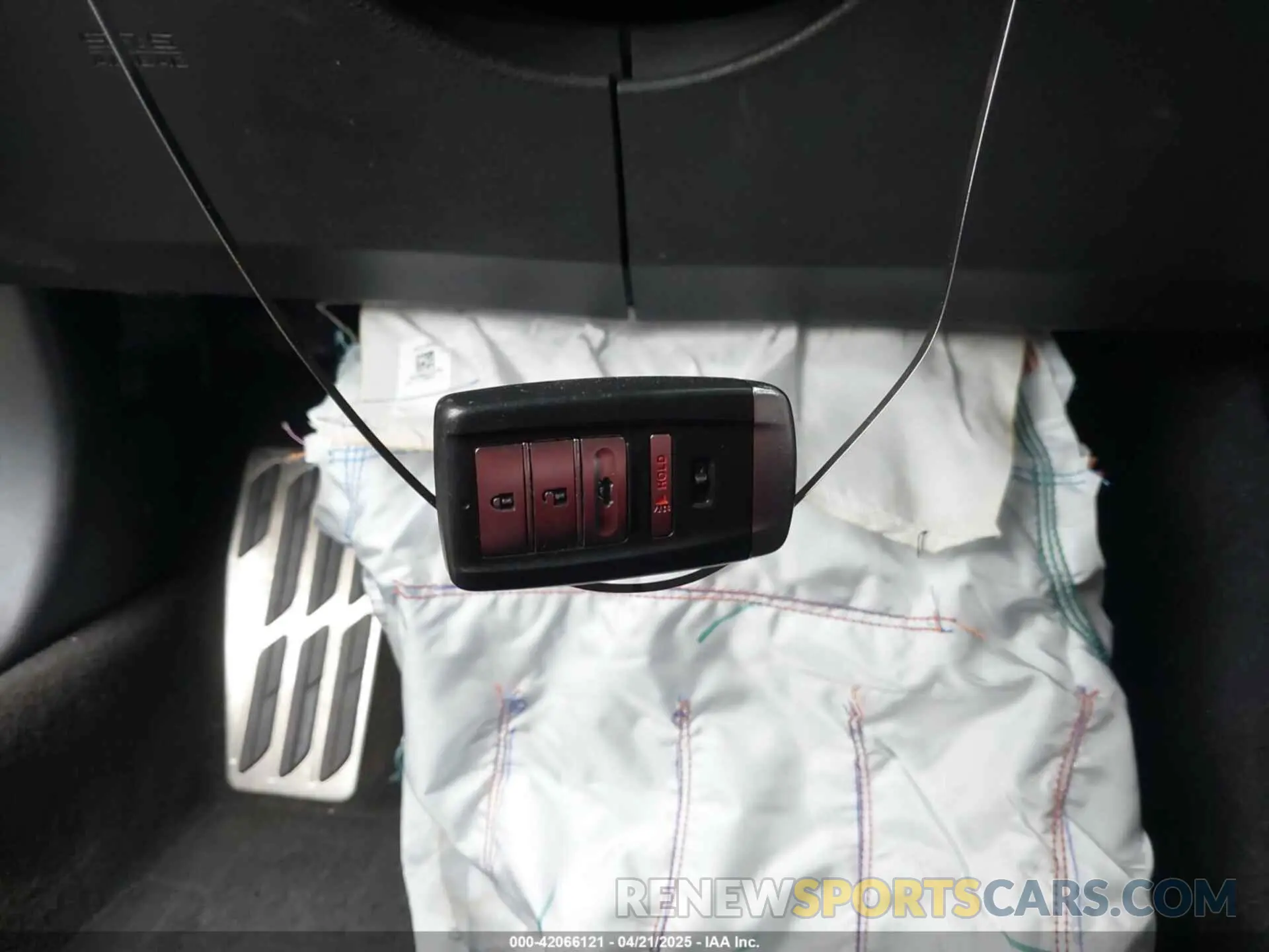 11 Photograph of a damaged car 19UUB1F69KA005273 ACURA TLX 2019